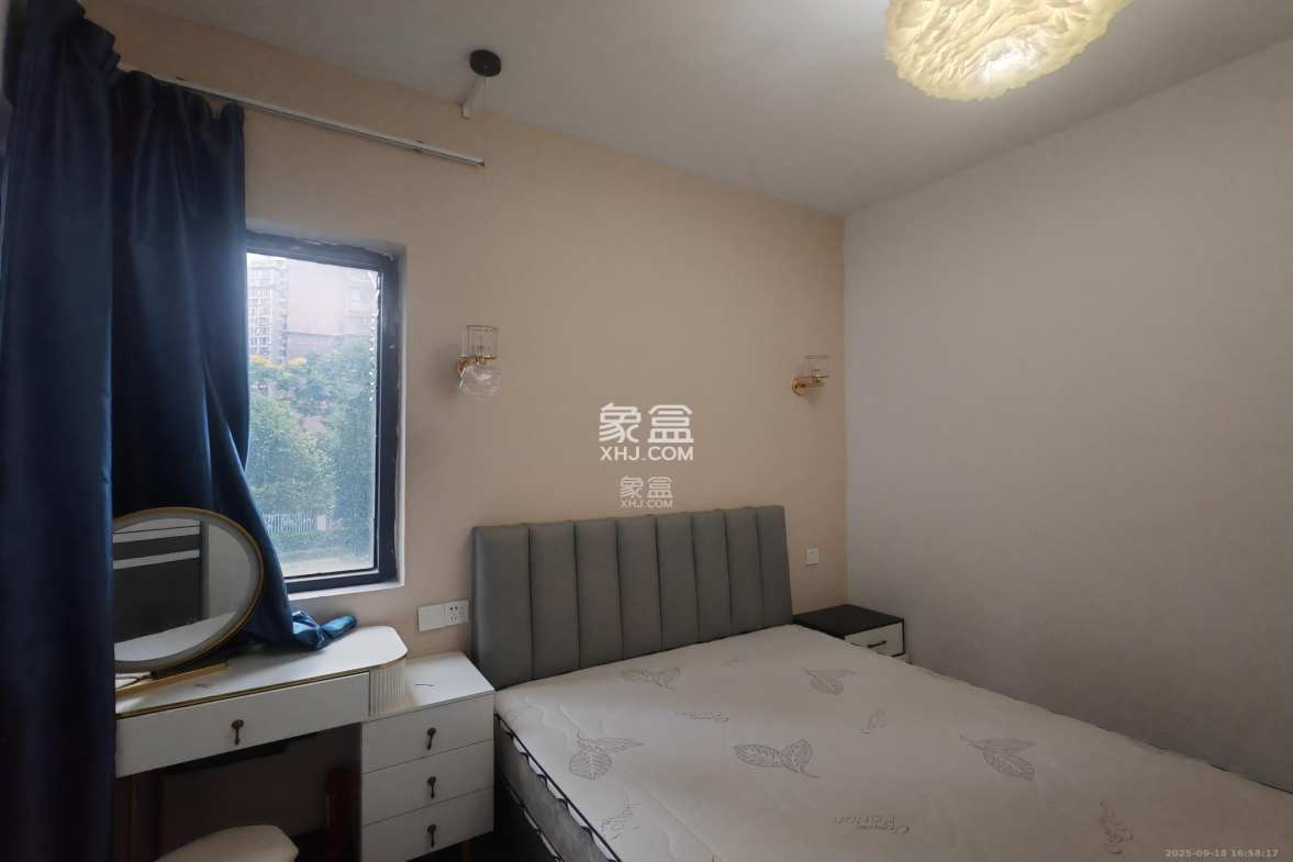 恒基凯旋门三期 3室2厅1卫 2400.0元/月 恒基凯旋门三期 3室2厅1卫 2400.0元/月室内图