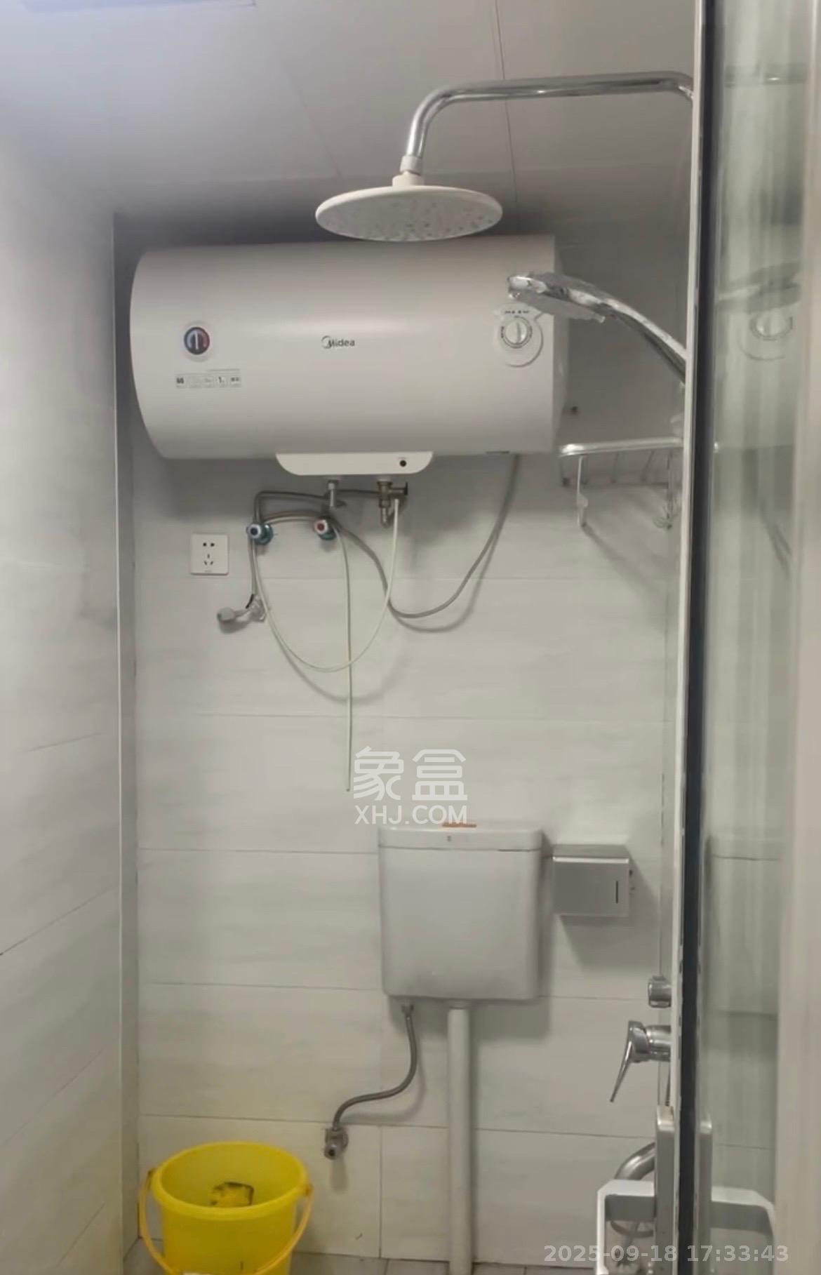 鑫远御文台一期 2室1厅1卫 1800.0元/月 鑫远御文台一期 2室1厅1卫 1800.0元/月室内图