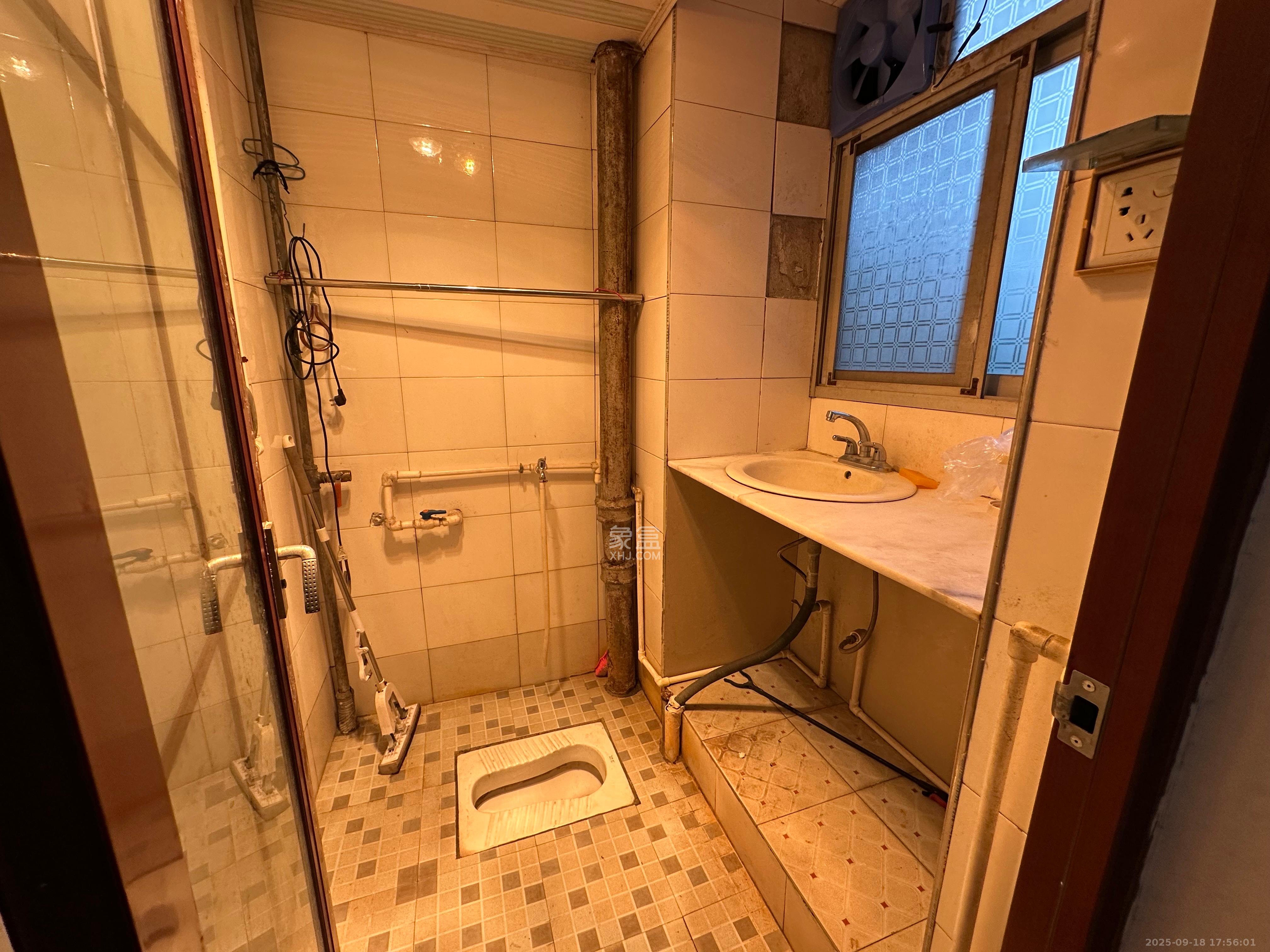 桂花二村 2室1厅1卫 1000.0元/月 桂花二村 2室1厅1卫 1000.0元/月室内图