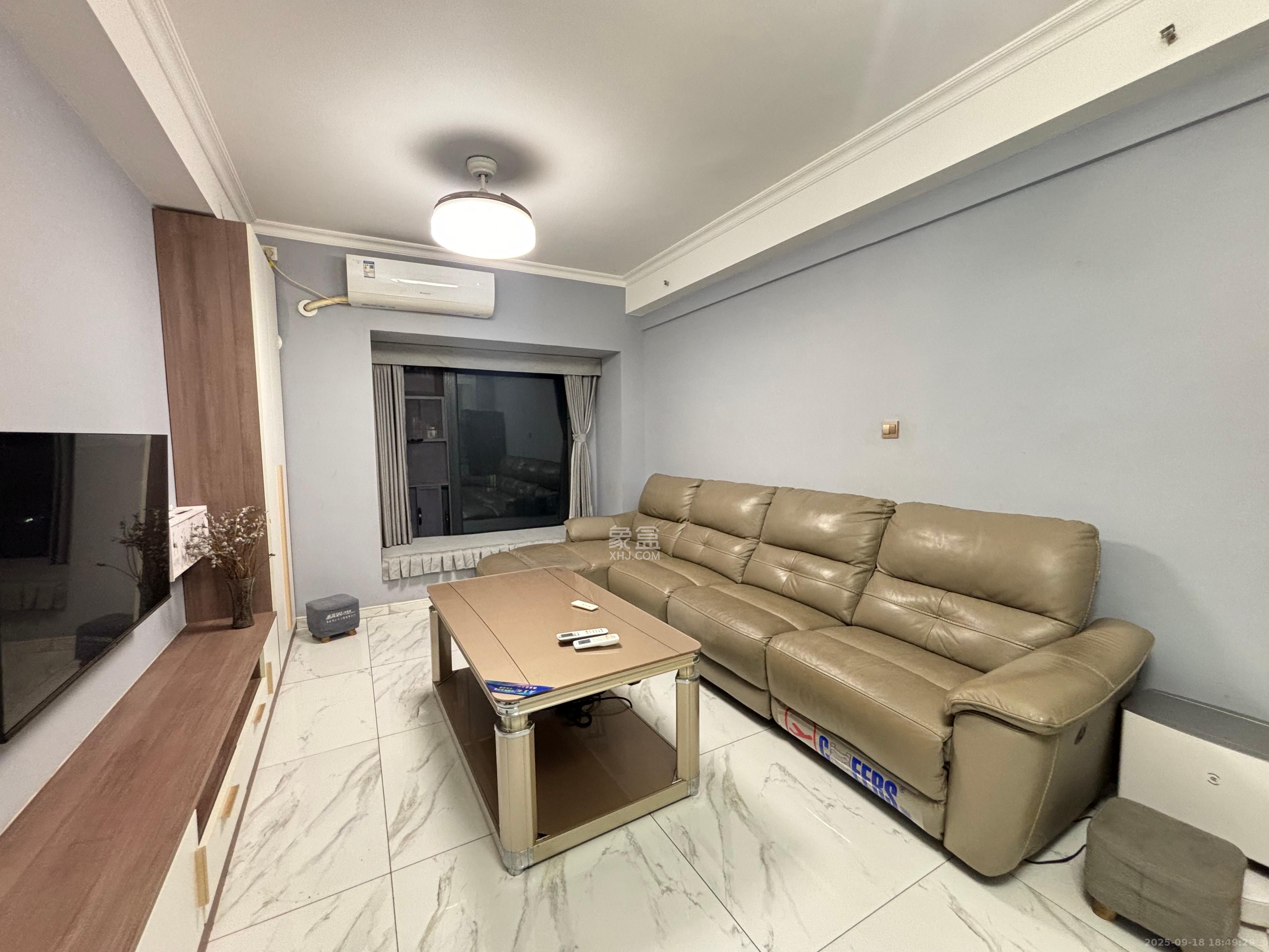 碧桂园城市之光   76.0㎡      2800.0元/月室内图