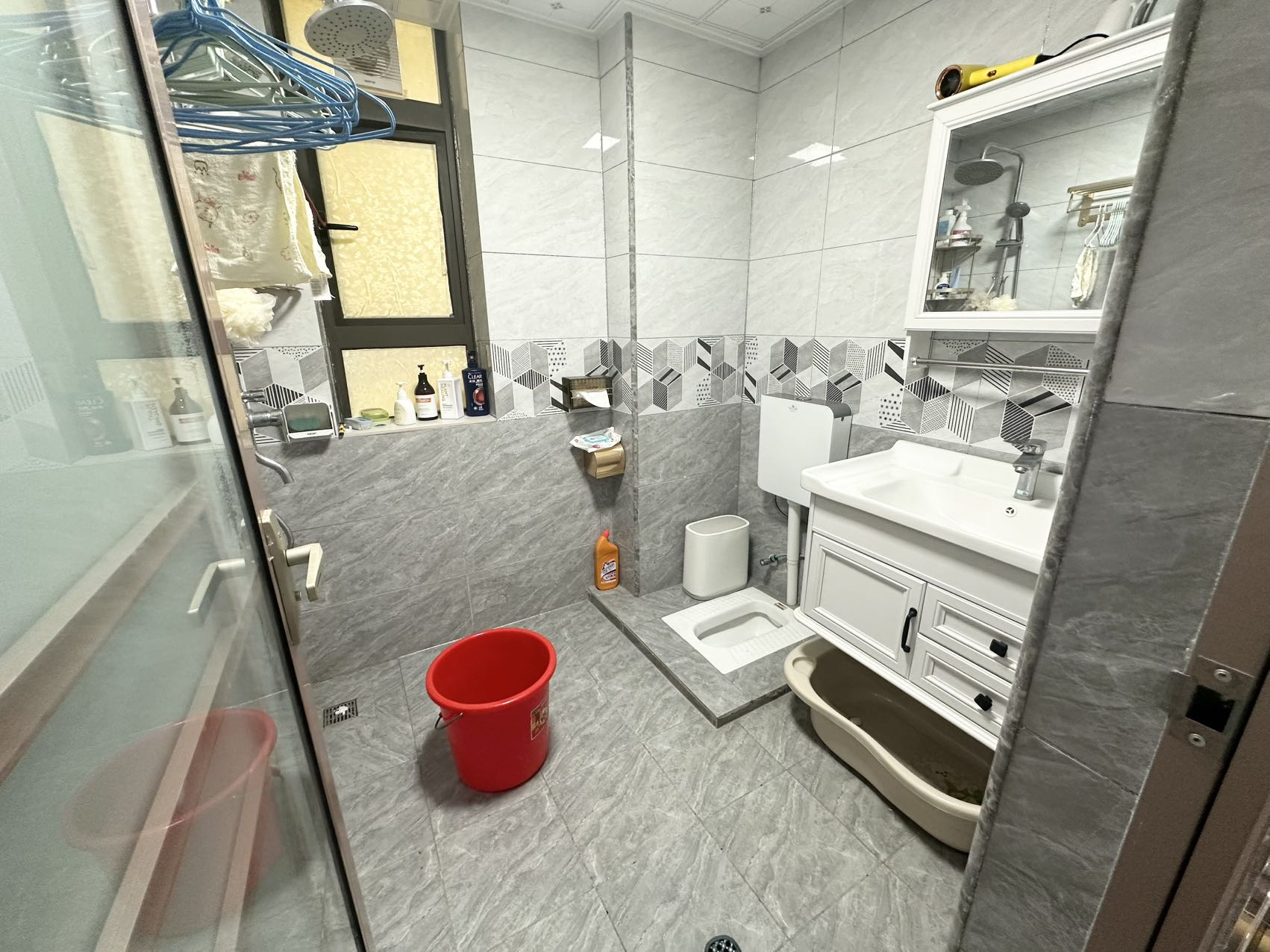 金城新天地  2室2厅1卫    130.0万客厅