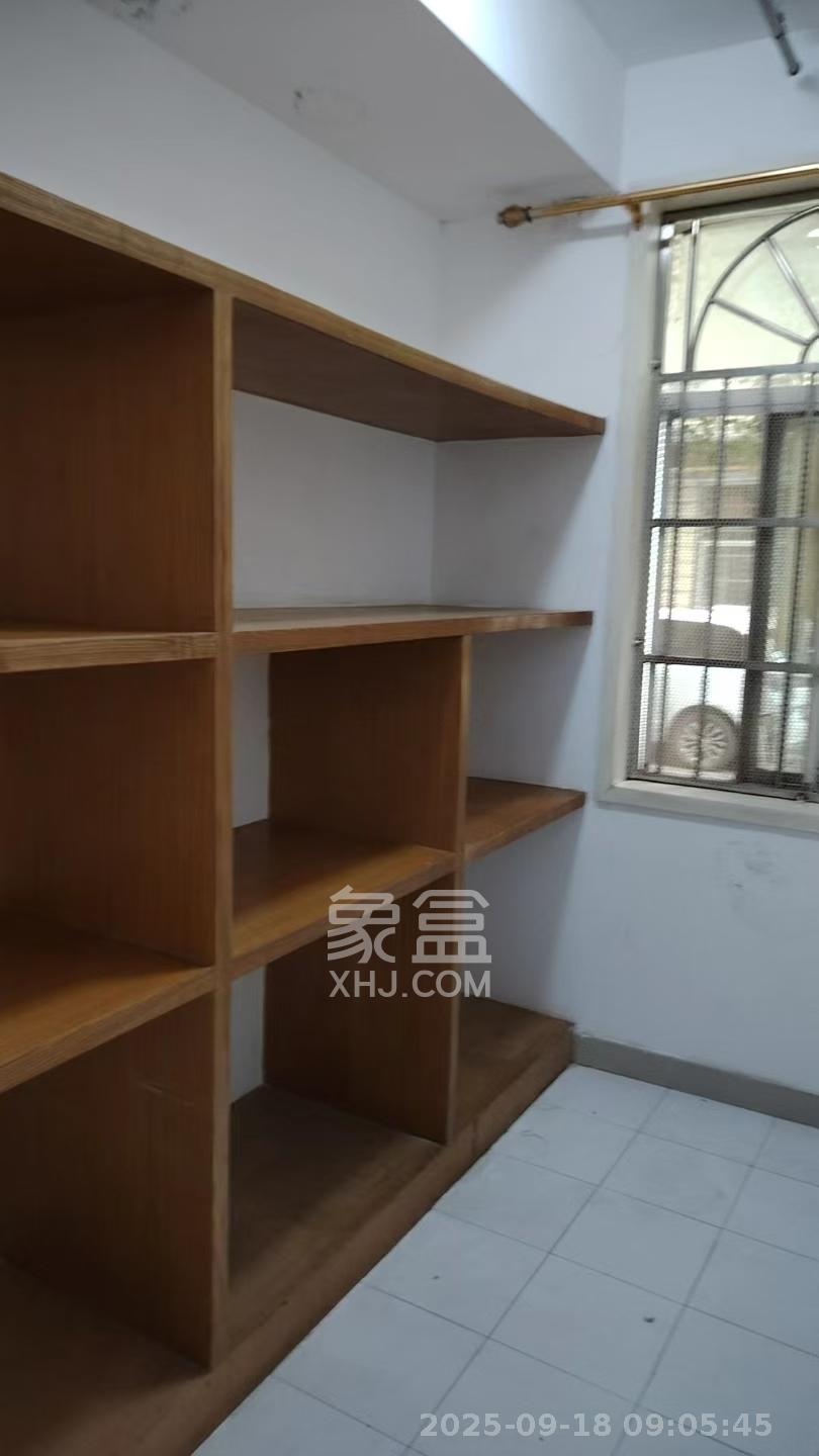 北国风光 3室2厅1卫 2700.0元/月 北国风光 3室2厅1卫 2700.0元/月室内图