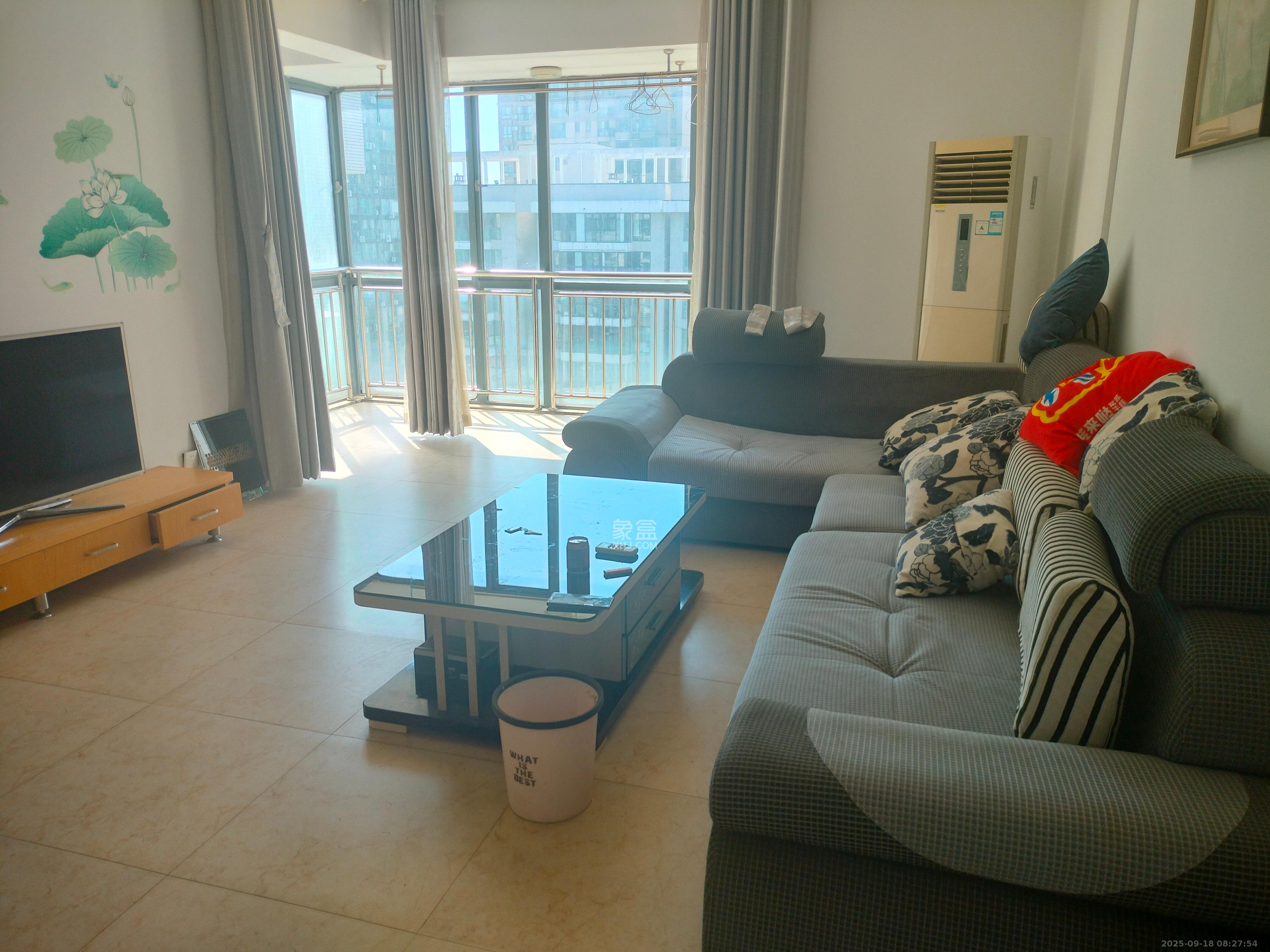 华菱蓝调国际（华菱.香墅美地）  3室2厅2卫    2600.0元/月室内图