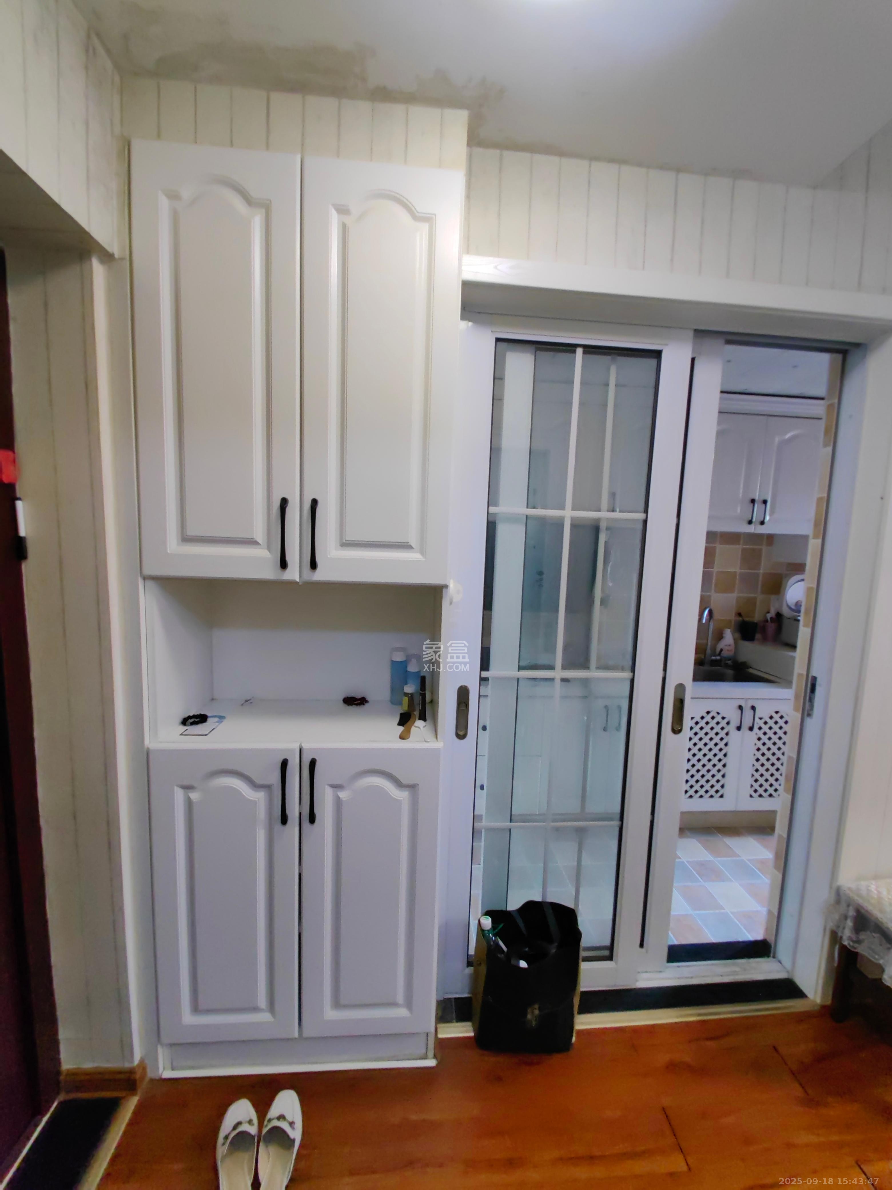 中建芙蓉工社 1室1厅1卫 1180.0元/月 中建芙蓉工社 1室1厅1卫 1180.0元/月室内图