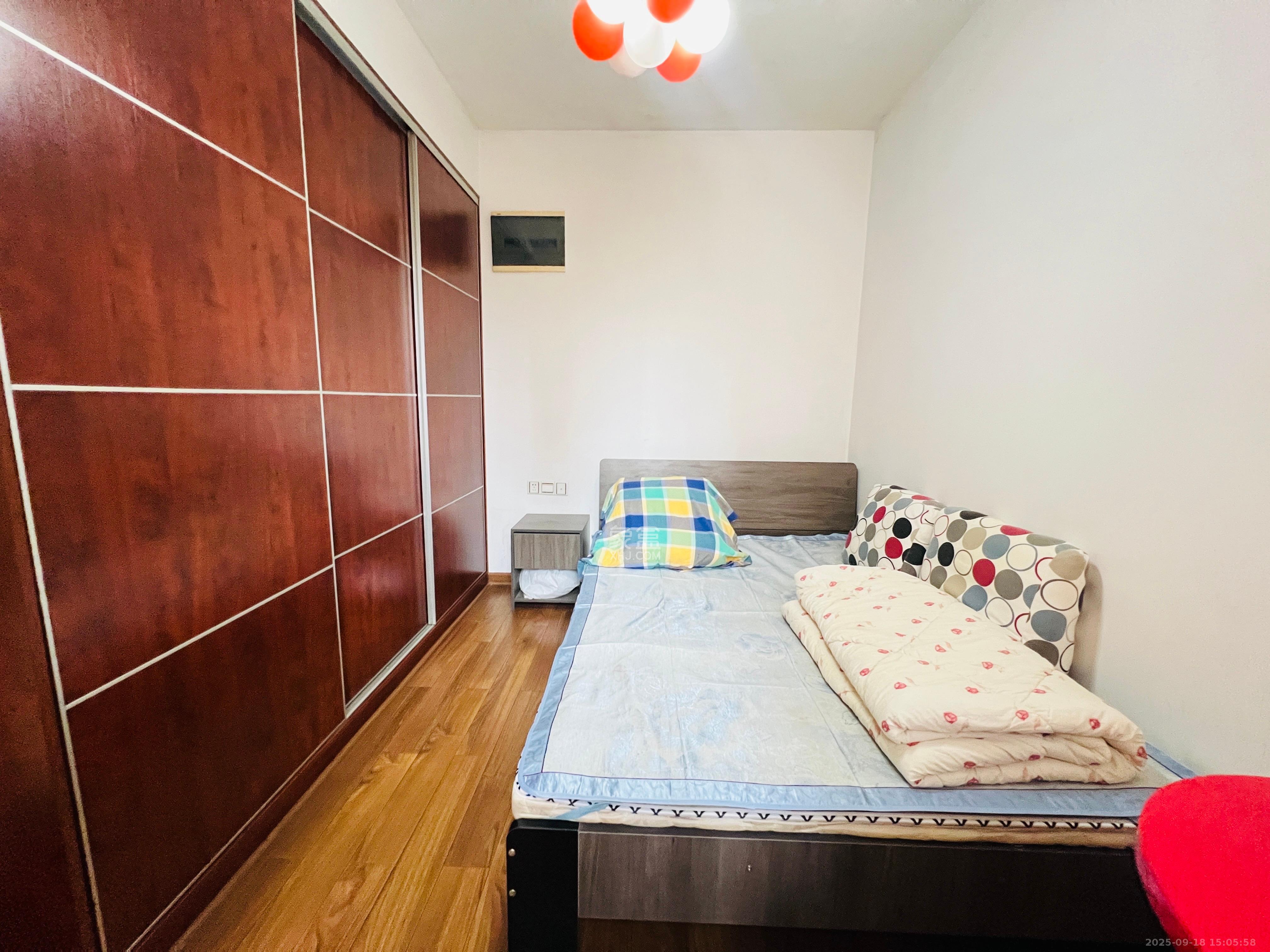 世嘉国际华城  2室2厅1卫    2500.0元/月室内图