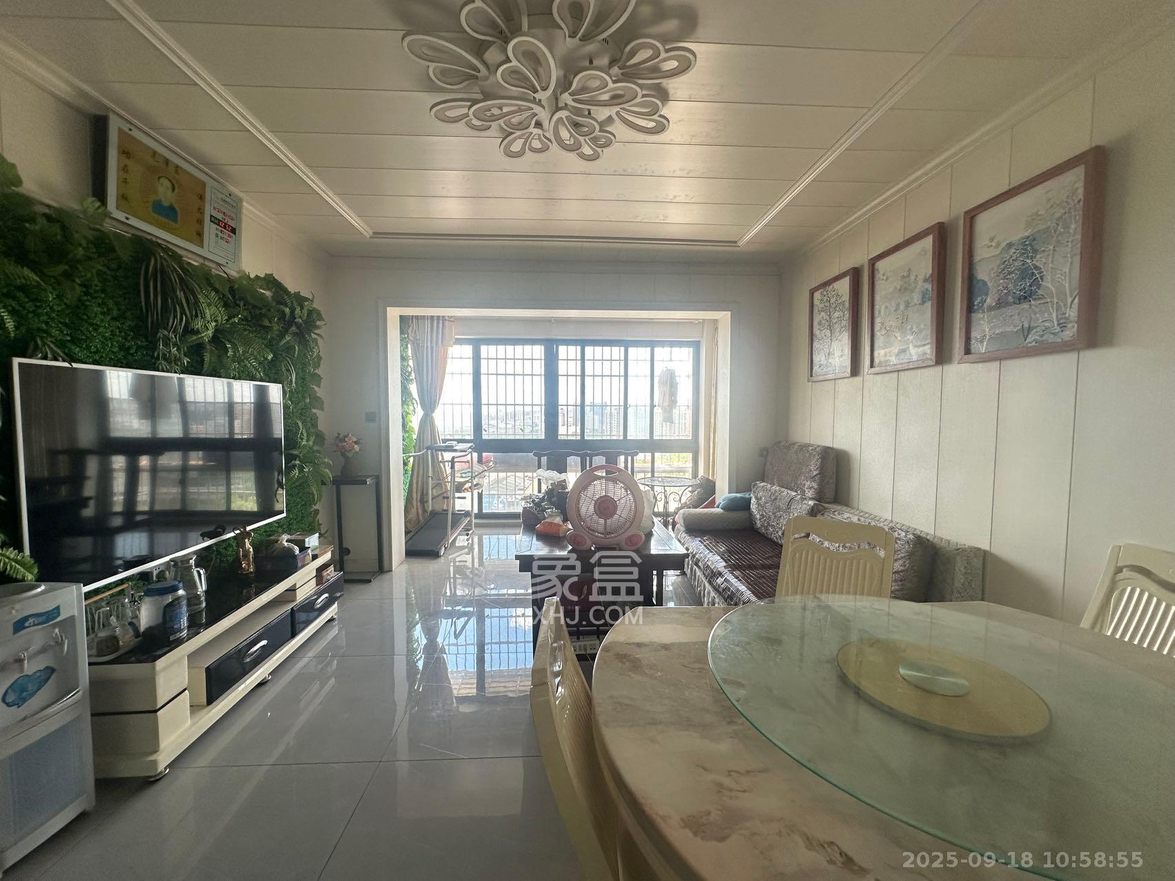 长永佳苑  3室2厅1卫    1700.0元/月室内图