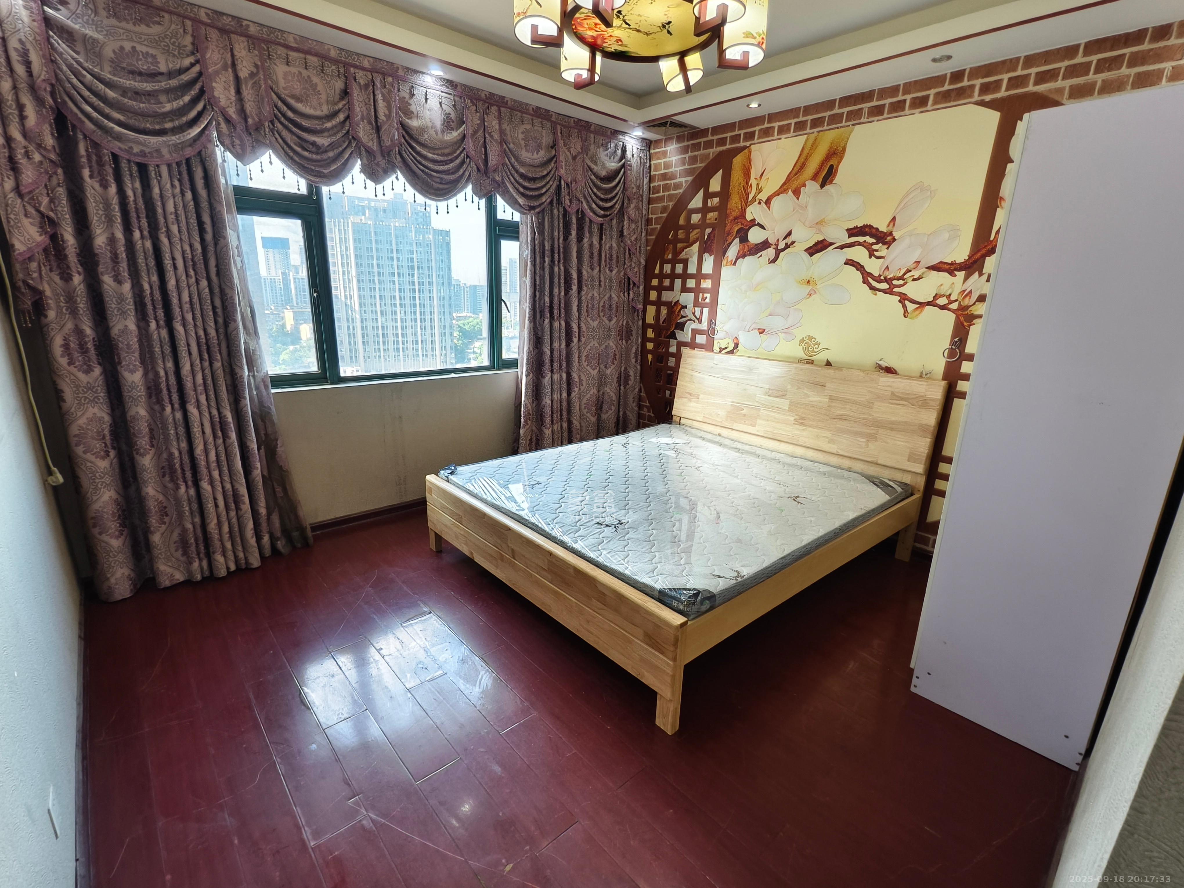 克拉美丽山庄(晟领国际) 4室2厅2卫 2900.0元/月 克拉美丽山庄(晟领国际) 4室2厅2卫 2900.0元/月室内图