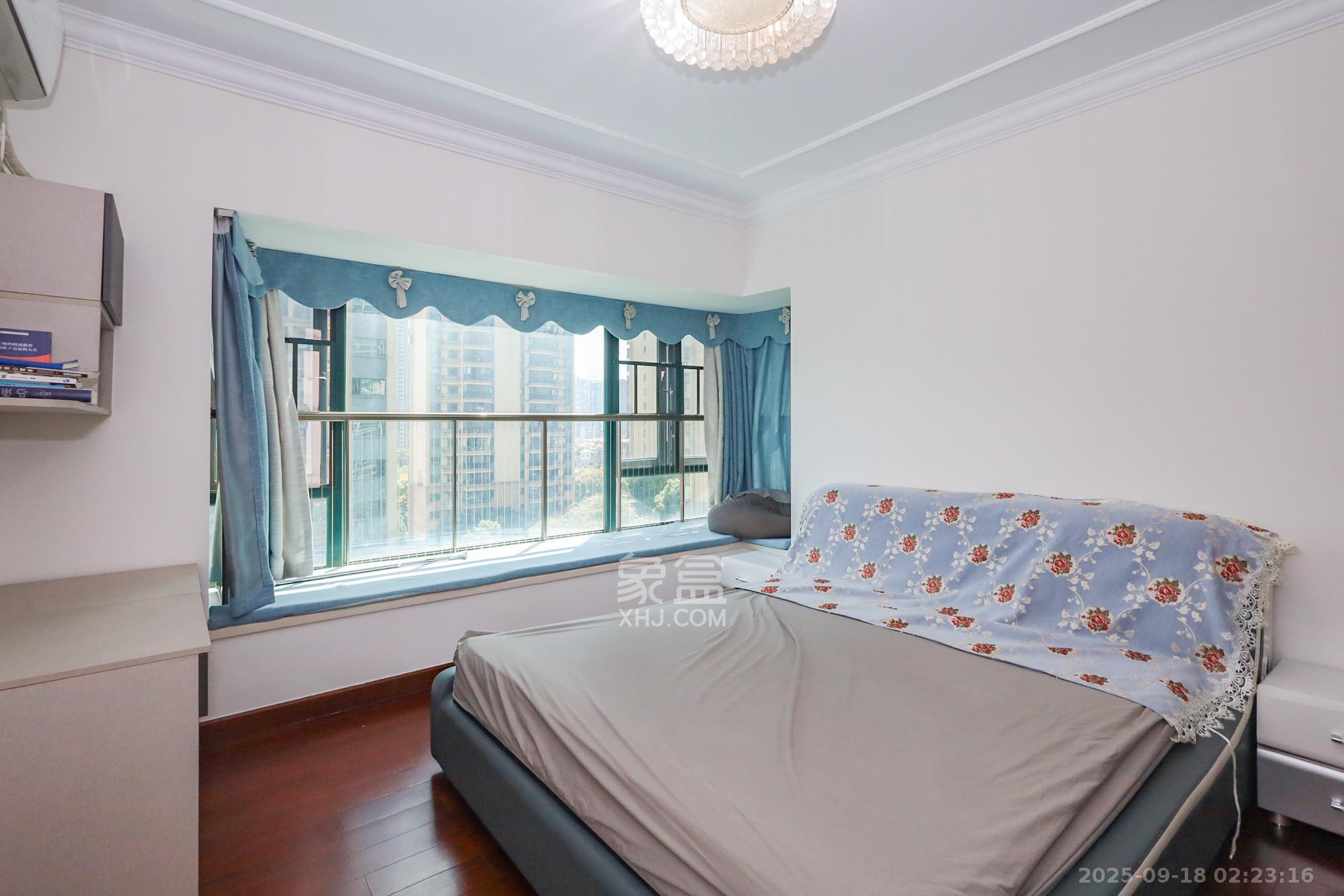 恒大御景湾 4室2厅2卫 208.0万 恒大御景湾 4室2厅2卫 208.0万卧室