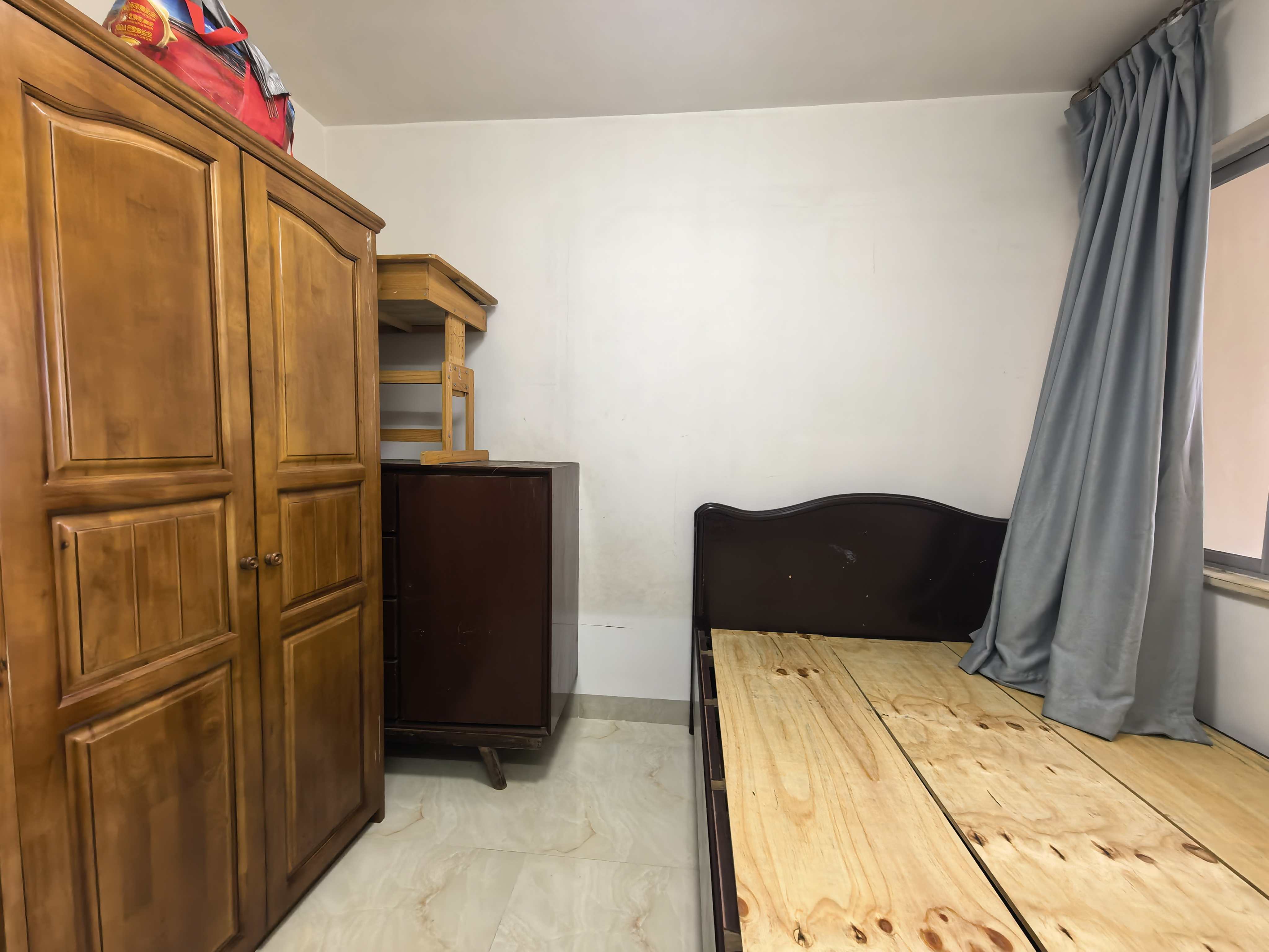 水岸阳光B小区 2室1厅1卫 1800.0元/月 水岸阳光B小区 2室1厅1卫 1800.0元/月室内图