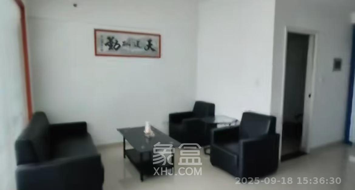 长城华都  1室1厅1卫    2000.0元/月 长城华都  1室1厅1卫    2000.0元/月