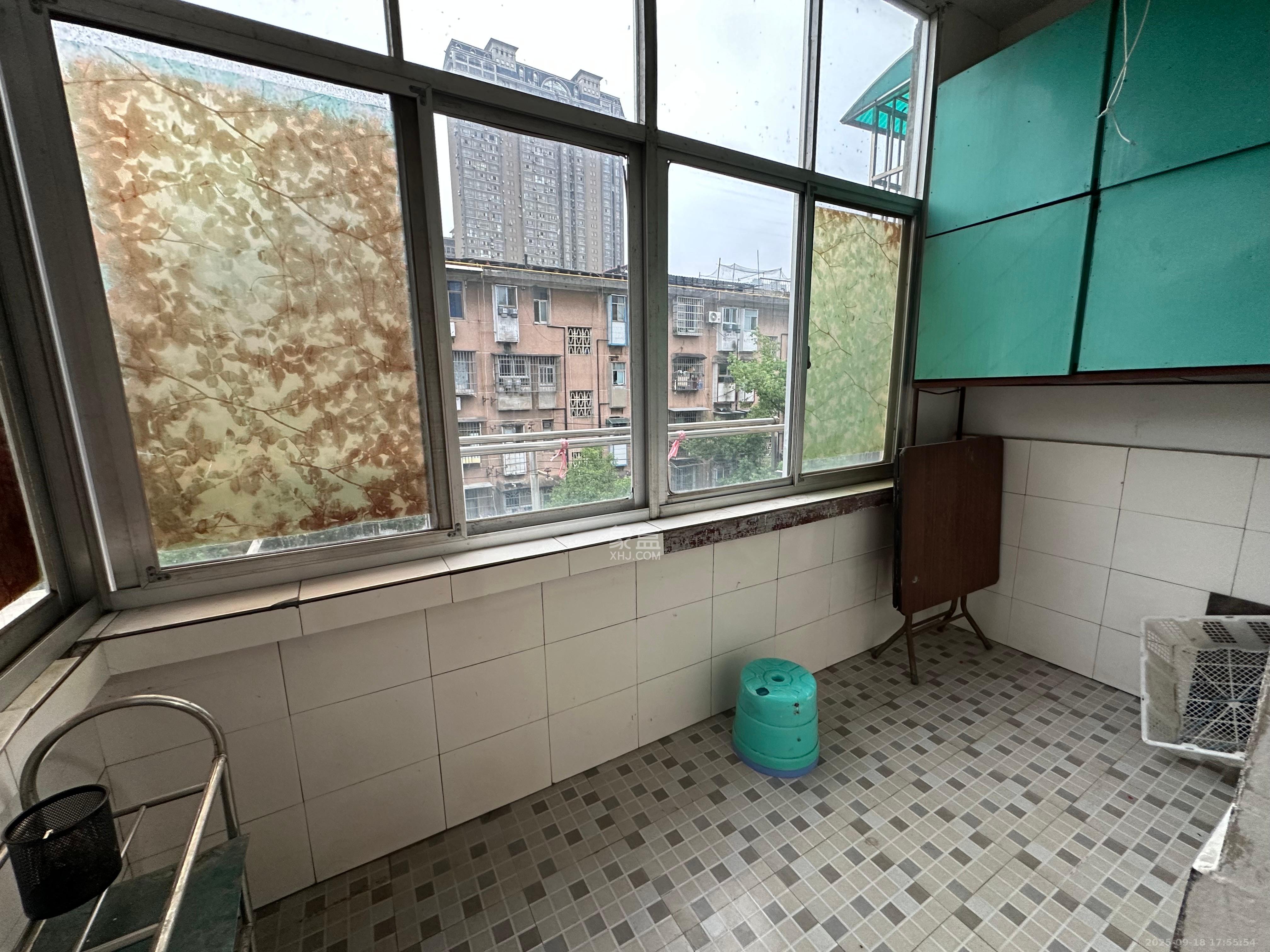 桂花二村 2室1厅1卫 1000.0元/月 桂花二村 2室1厅1卫 1000.0元/月室内图