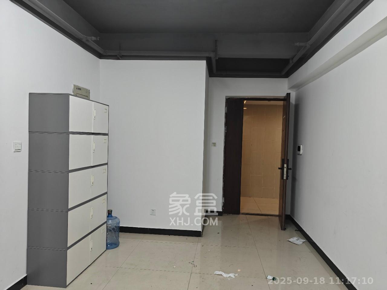 北辰三角洲B1E1区 1室1厅1卫 3100.0元/月 北辰三角洲B1E1区 1室1厅1卫 3100.0元/月室内图