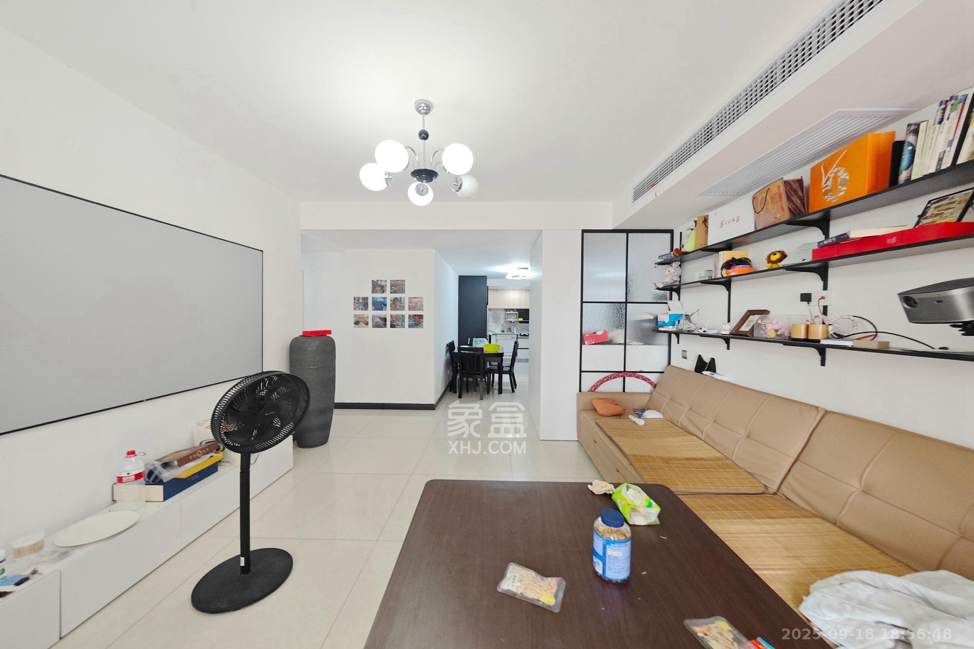 芒果天地(芒果雅苑) 3室2厅1卫 95.8万 芒果天地(芒果雅苑) 3室2厅1卫 95.8万客厅