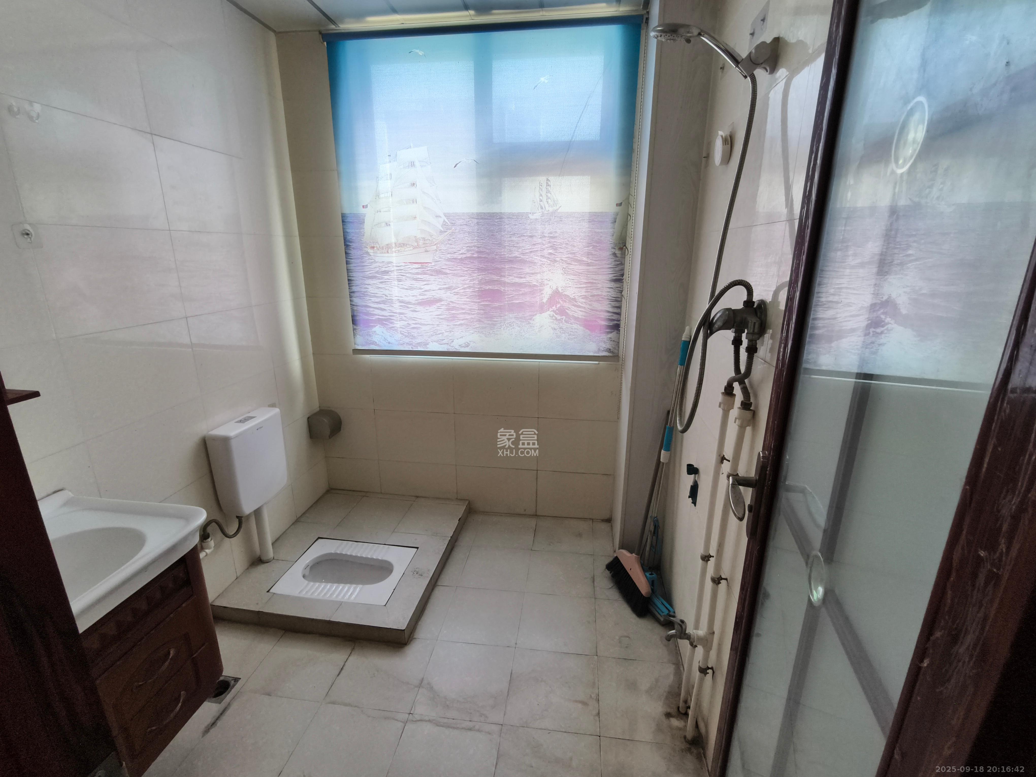 克拉美丽山庄(晟领国际) 4室2厅2卫 2900.0元/月 克拉美丽山庄(晟领国际) 4室2厅2卫 2900.0元/月室内图