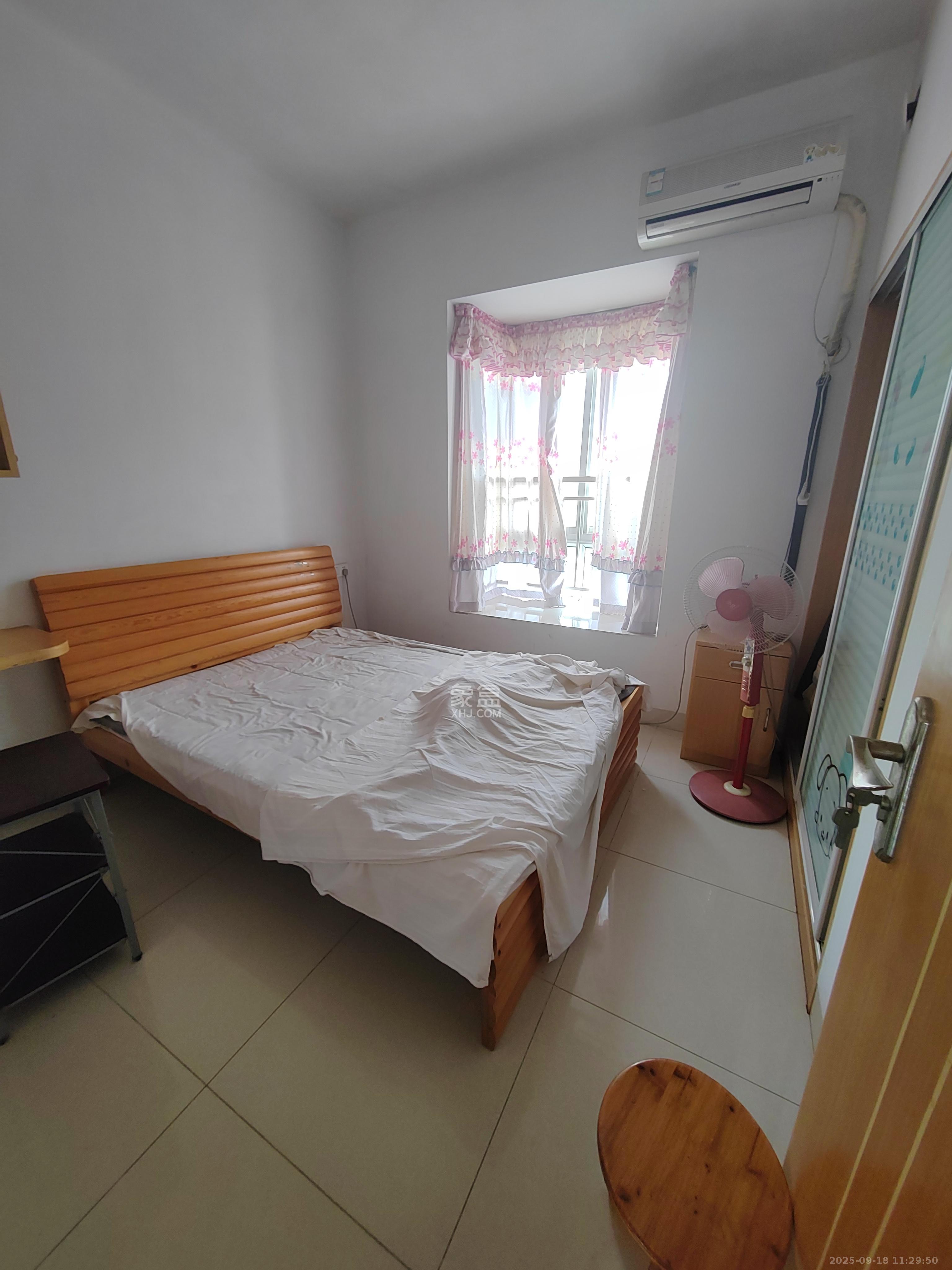 楚天世纪城东苑  3室2厅1卫    1500.0元/月室内图