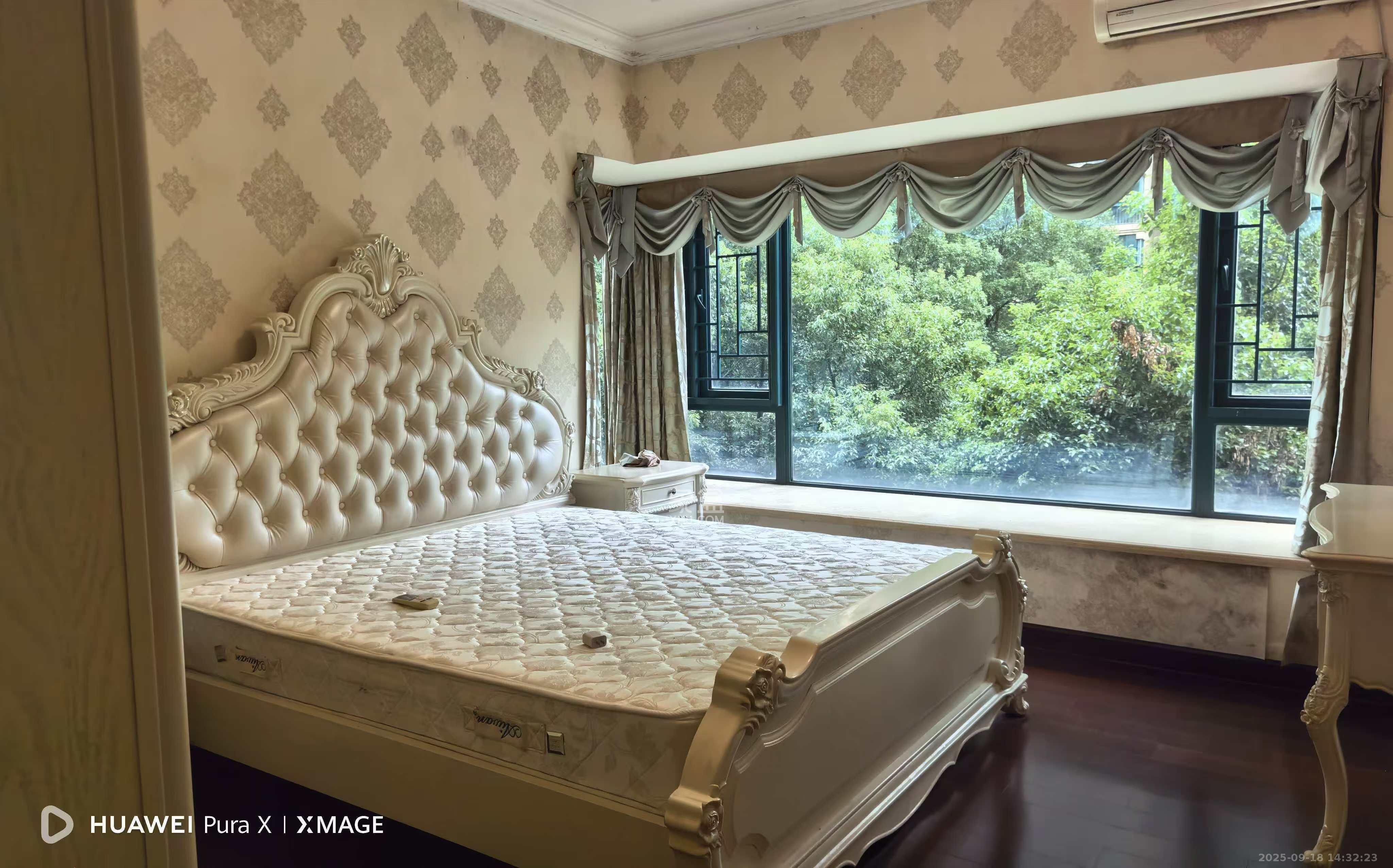 恒大绿洲  3室2厅2卫    3200.0元/月室内图