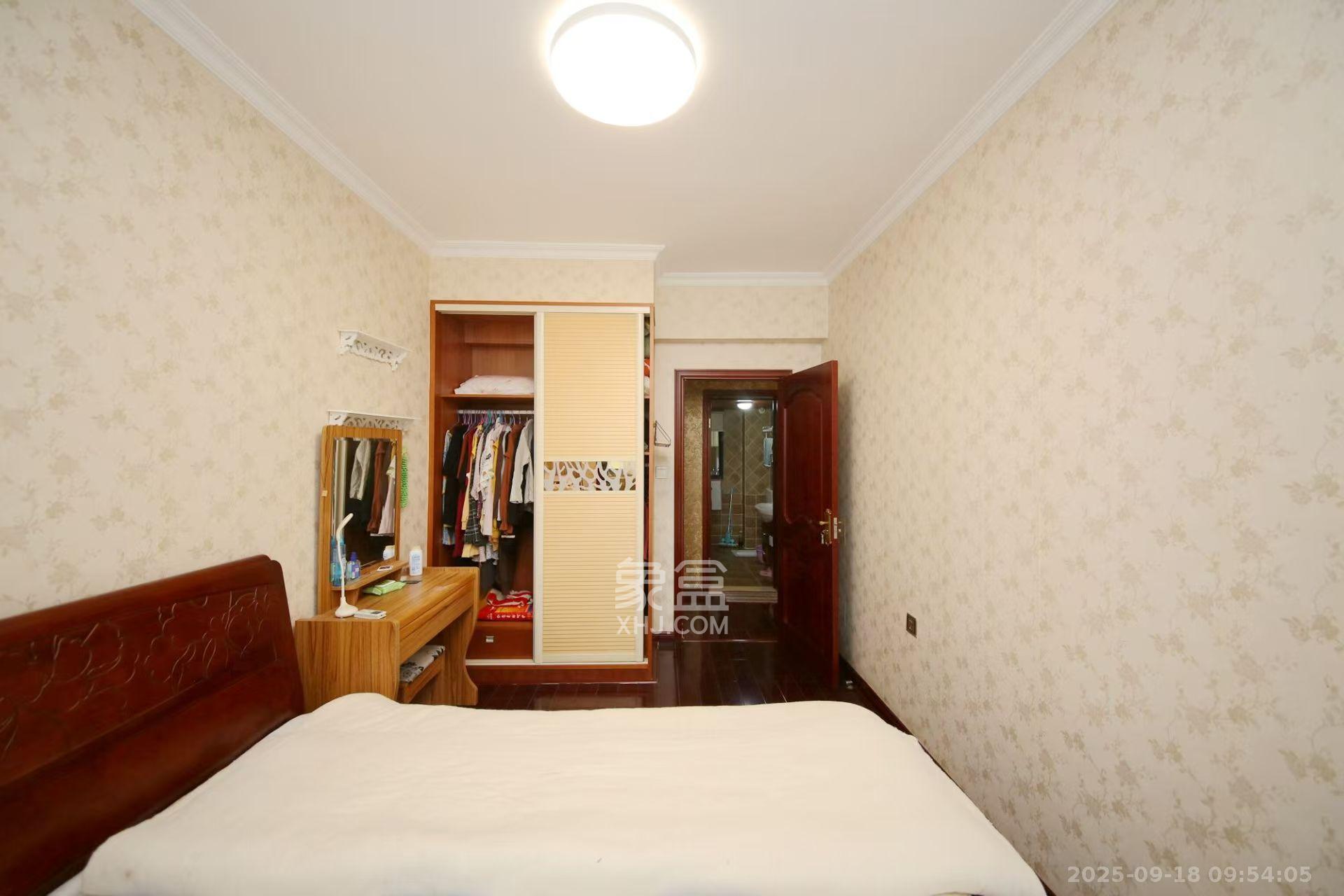 万象新天 3室2厅2卫 3500.0元/月 万象新天 3室2厅2卫 3500.0元/月室内图