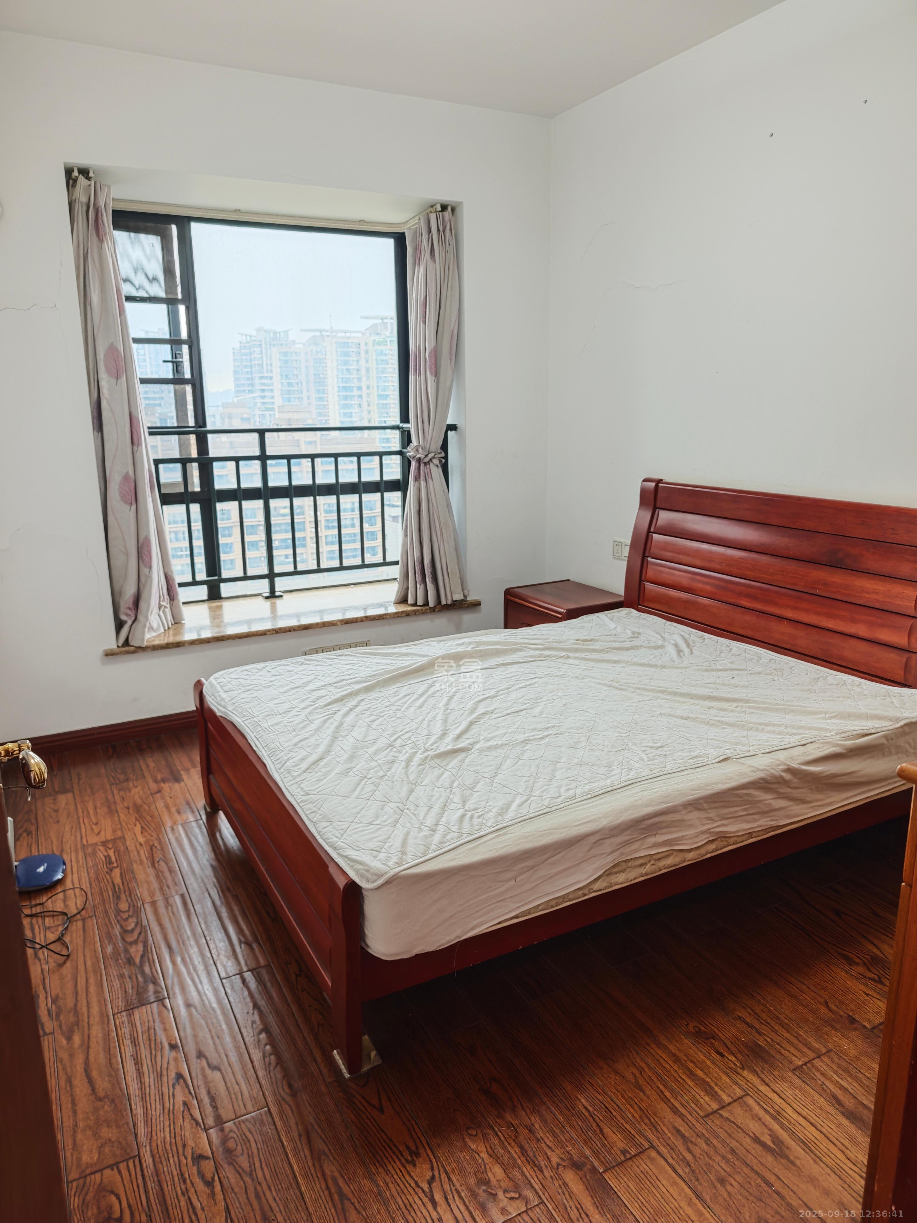 永祺西京  4室2厅2卫    4200.0元/月室内图