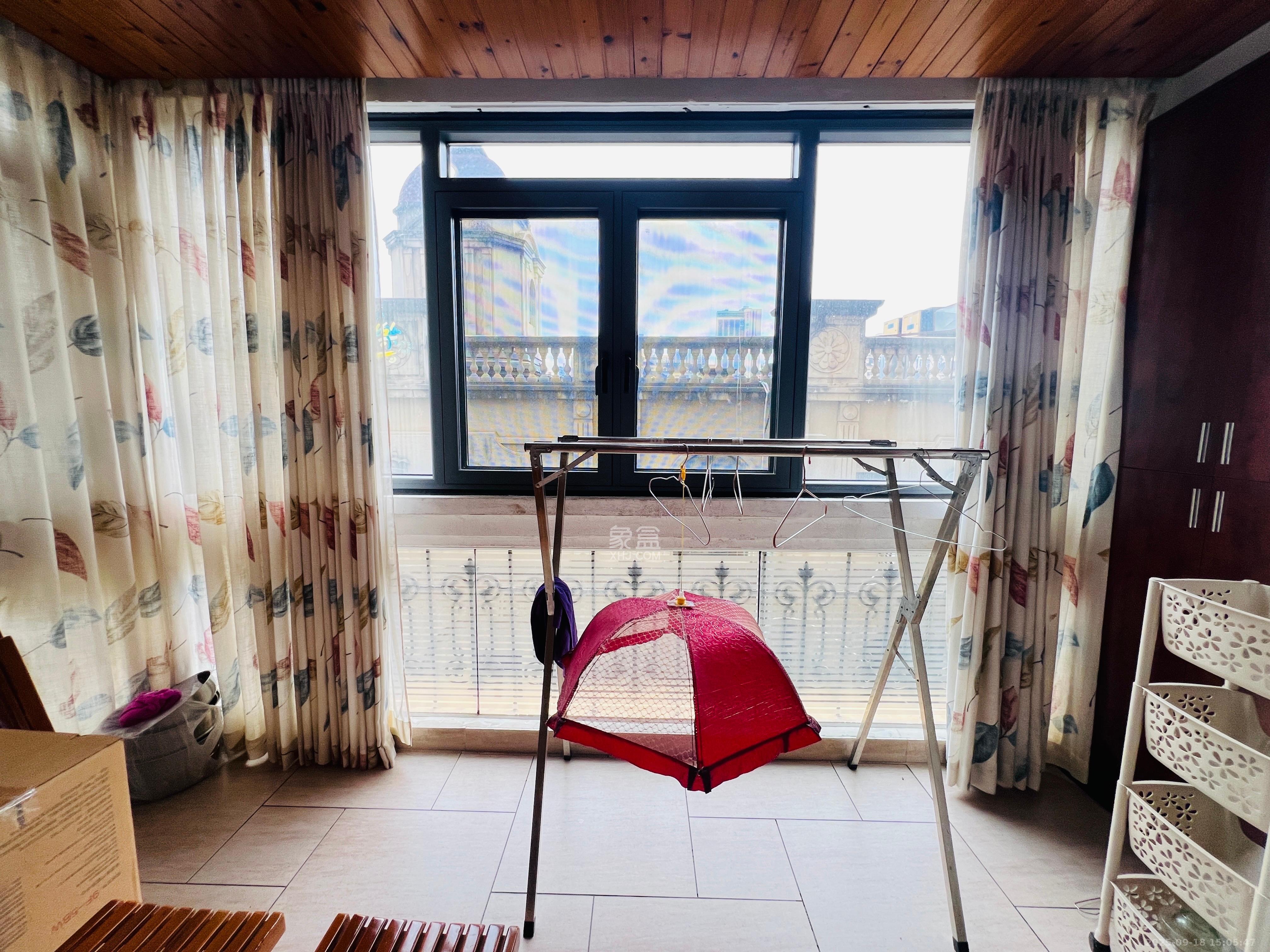 世嘉国际华城  2室2厅1卫    2500.0元/月室内图