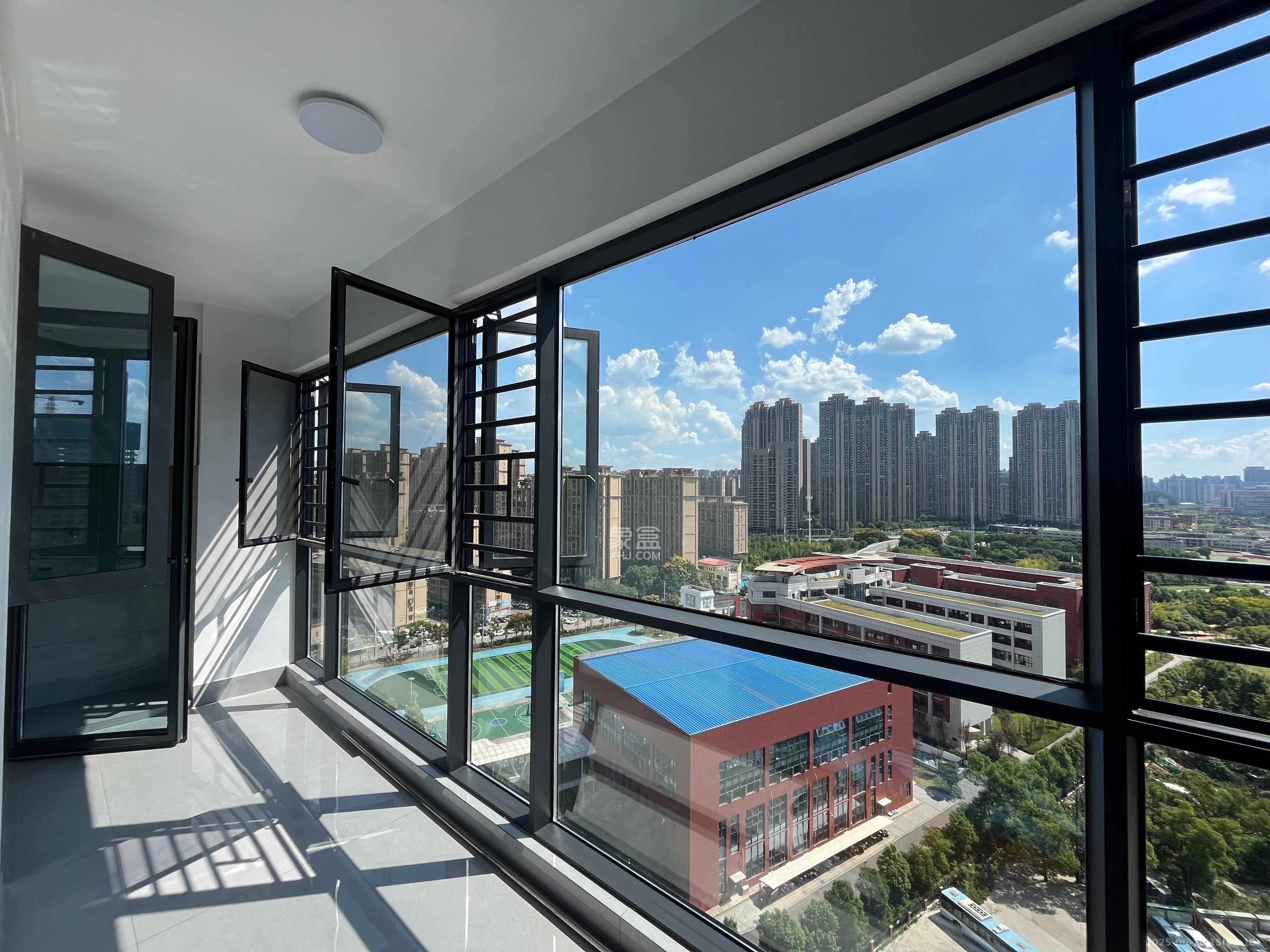 润和星河玥  2室1厅1卫    2100.0元/月室内图