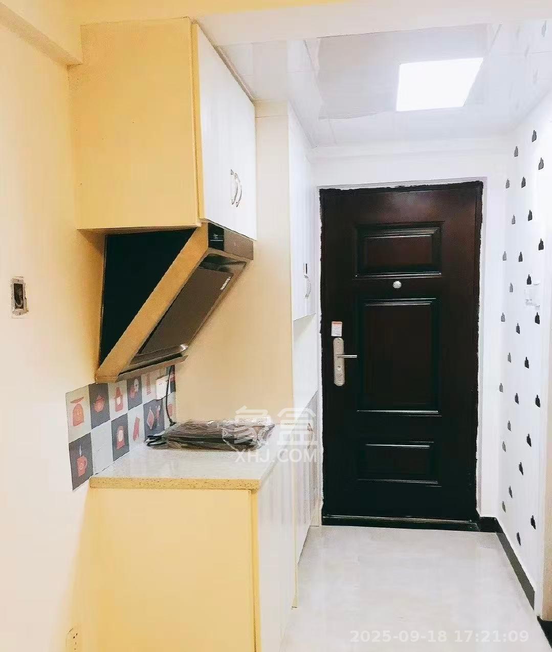 中建芙蓉嘉苑 1室1厅1卫 1200.0元/月 中建芙蓉嘉苑 1室1厅1卫 1200.0元/月室内图