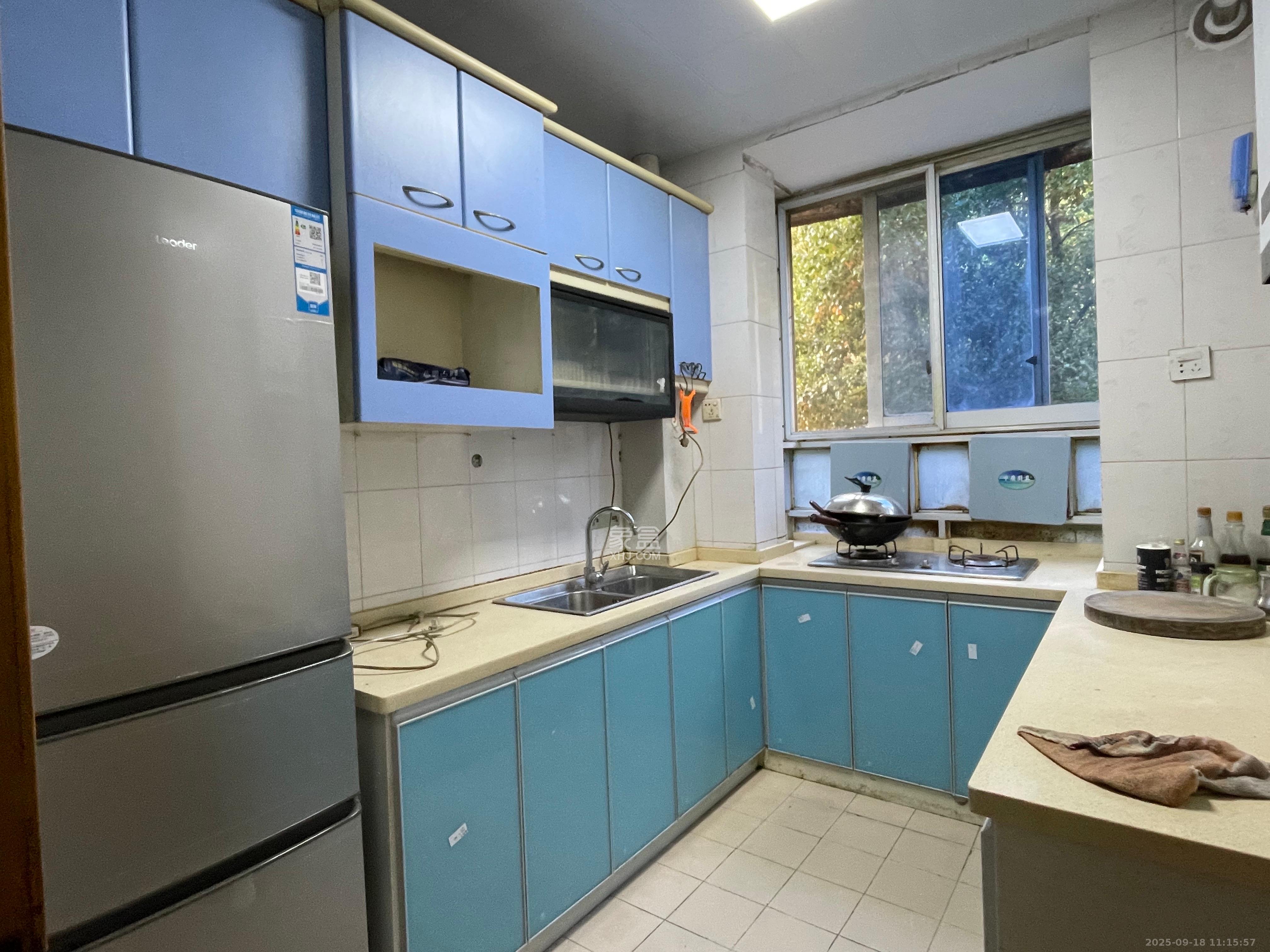 长沙紫金苑  3室1厅1卫    2600.0元/月室内图