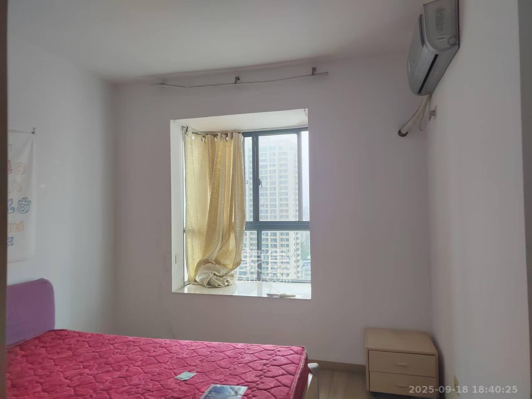 巢之恋 2室2厅1卫 1900.0元/月 巢之恋 2室2厅1卫 1900.0元/月室内图