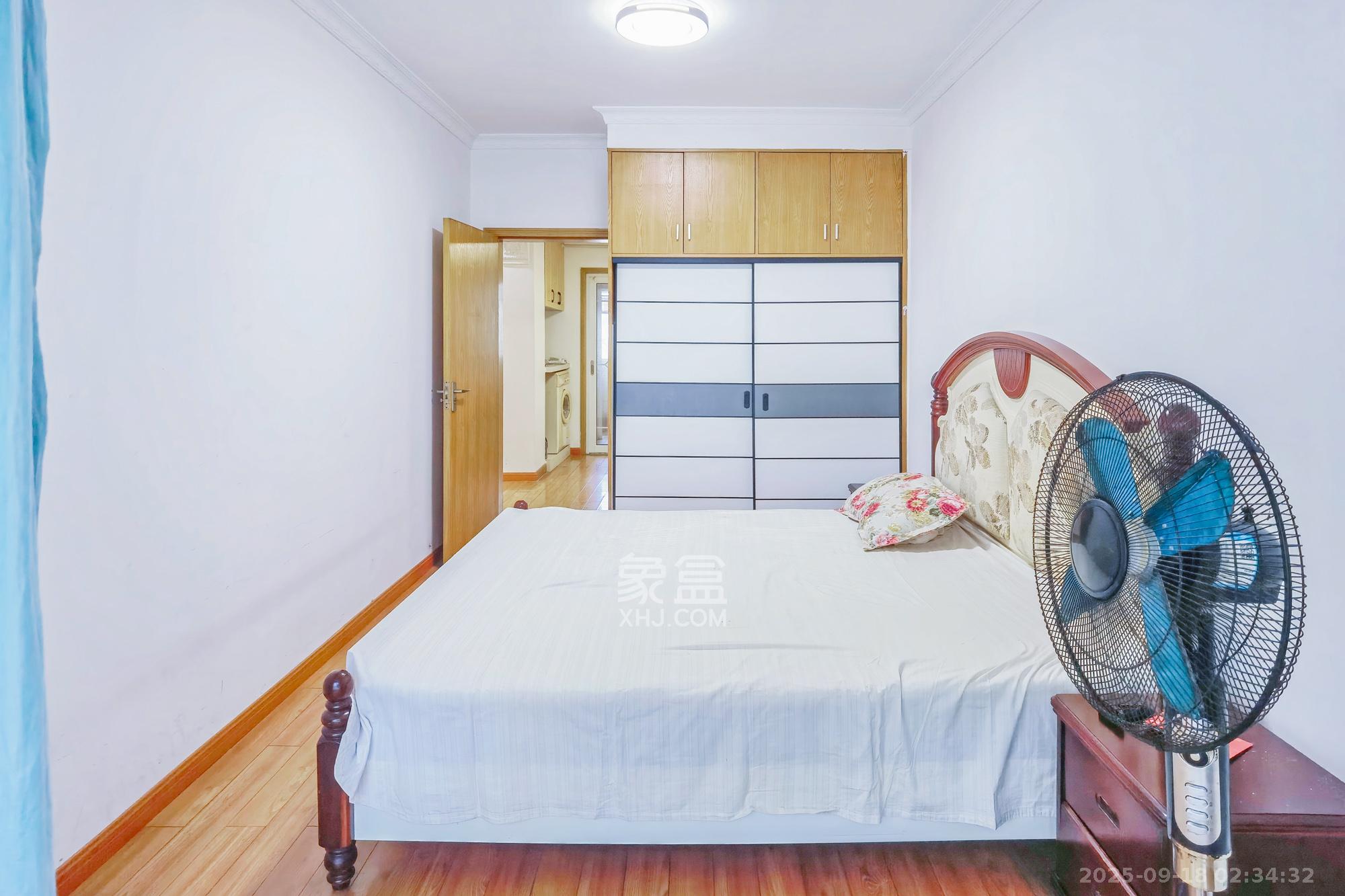 枫林美景  2室2厅1卫    68.5万卧室