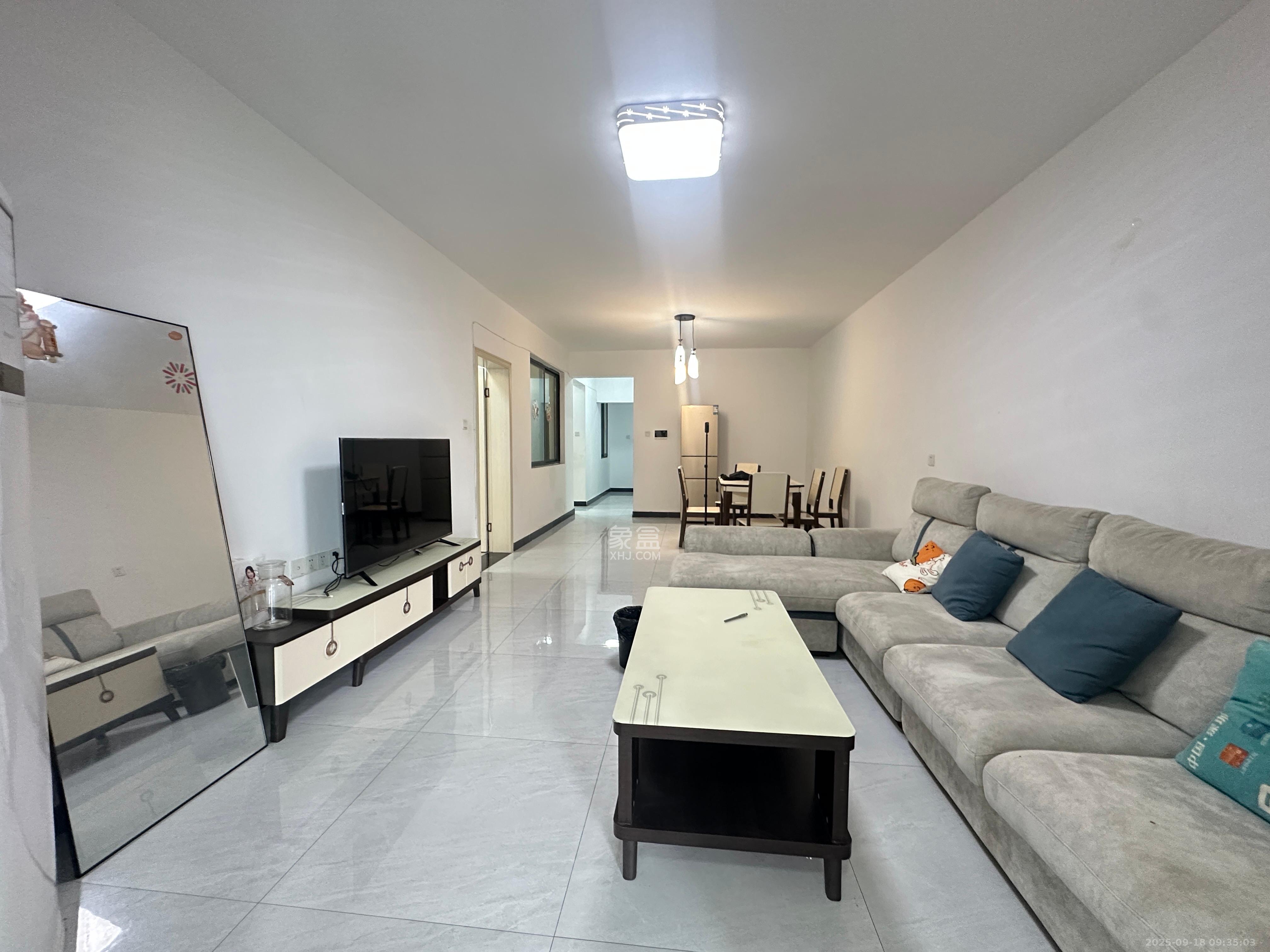 半山壹号 3室2厅2卫 3000.0元/月 半山壹号 3室2厅2卫 3000.0元/月室内图