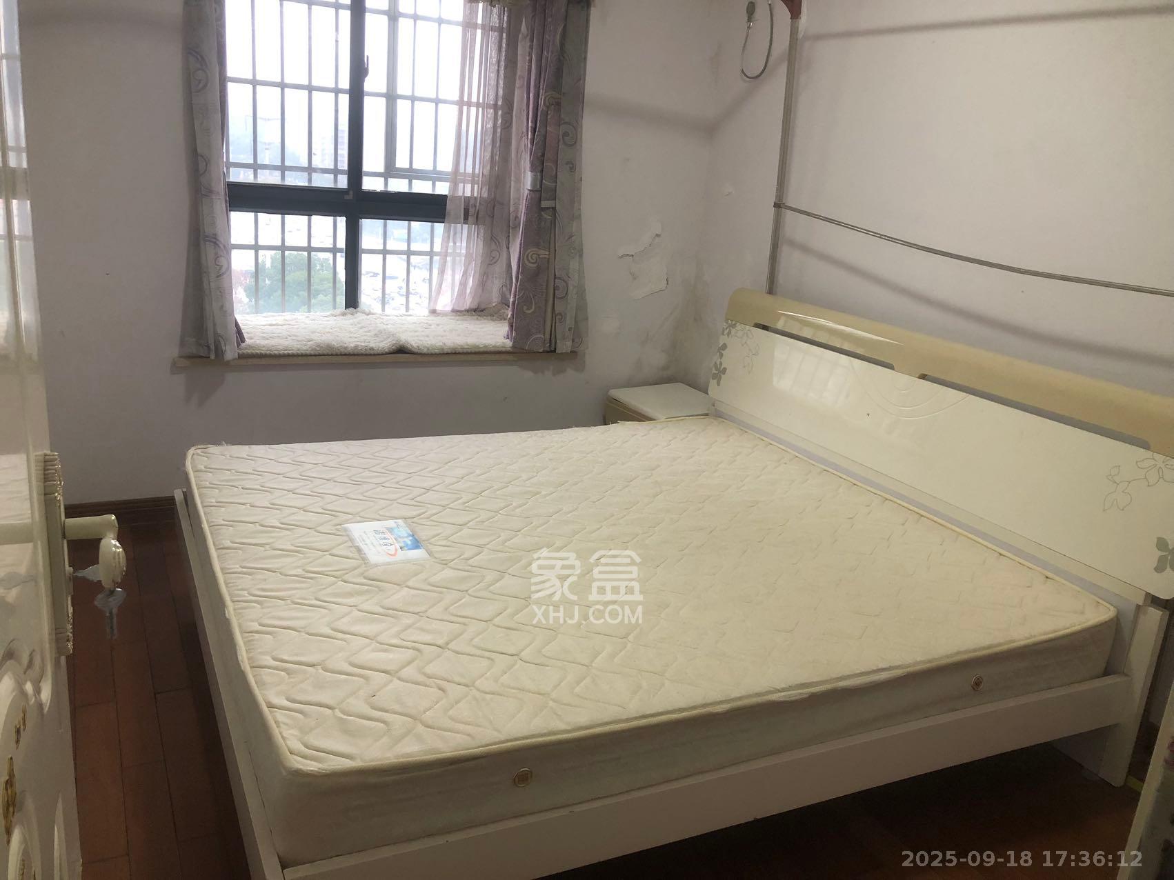 世纪桃花苑 4室2厅2卫 2650.0元/月 世纪桃花苑 4室2厅2卫 2650.0元/月室内图