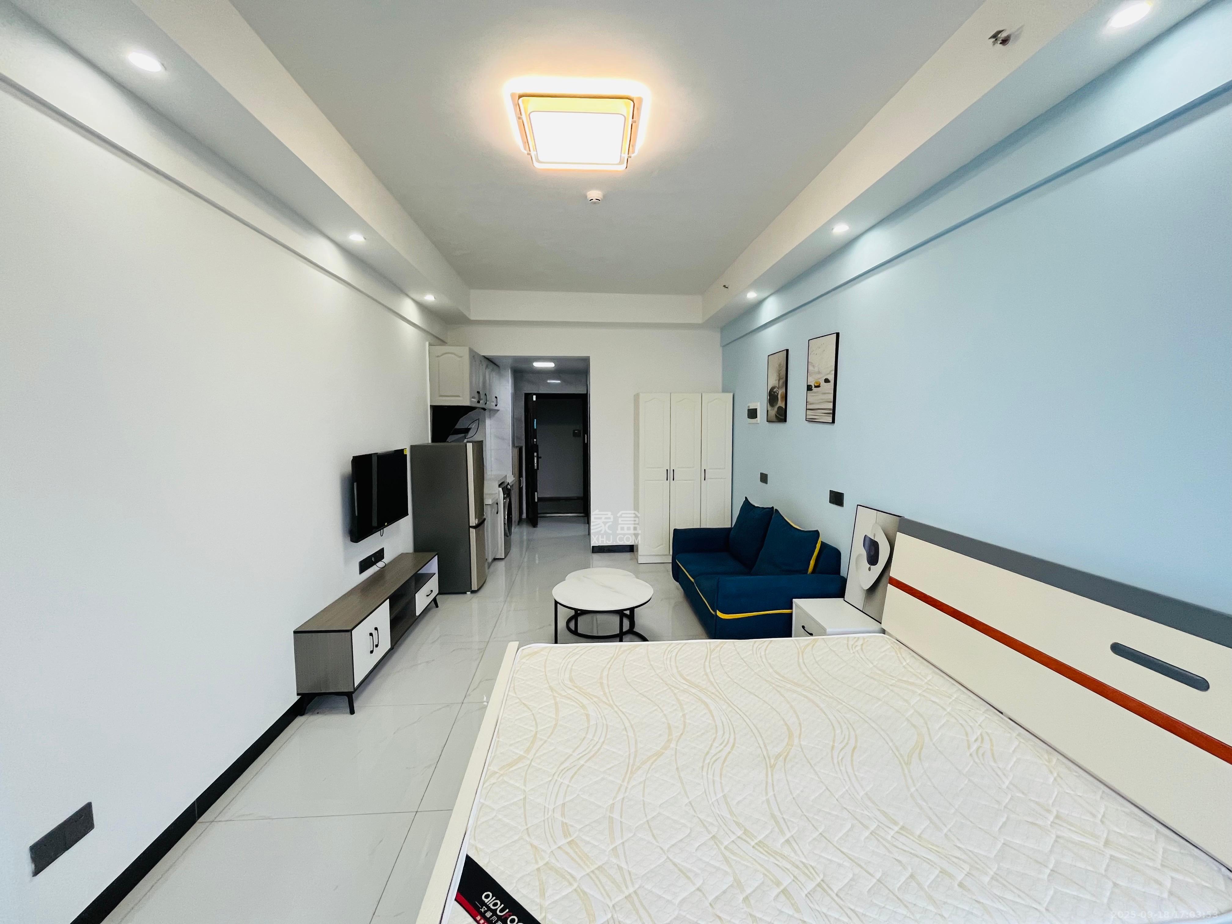 万润时光里 1室1厅1卫 1800.0元/月 万润时光里 1室1厅1卫 1800.0元/月室内图