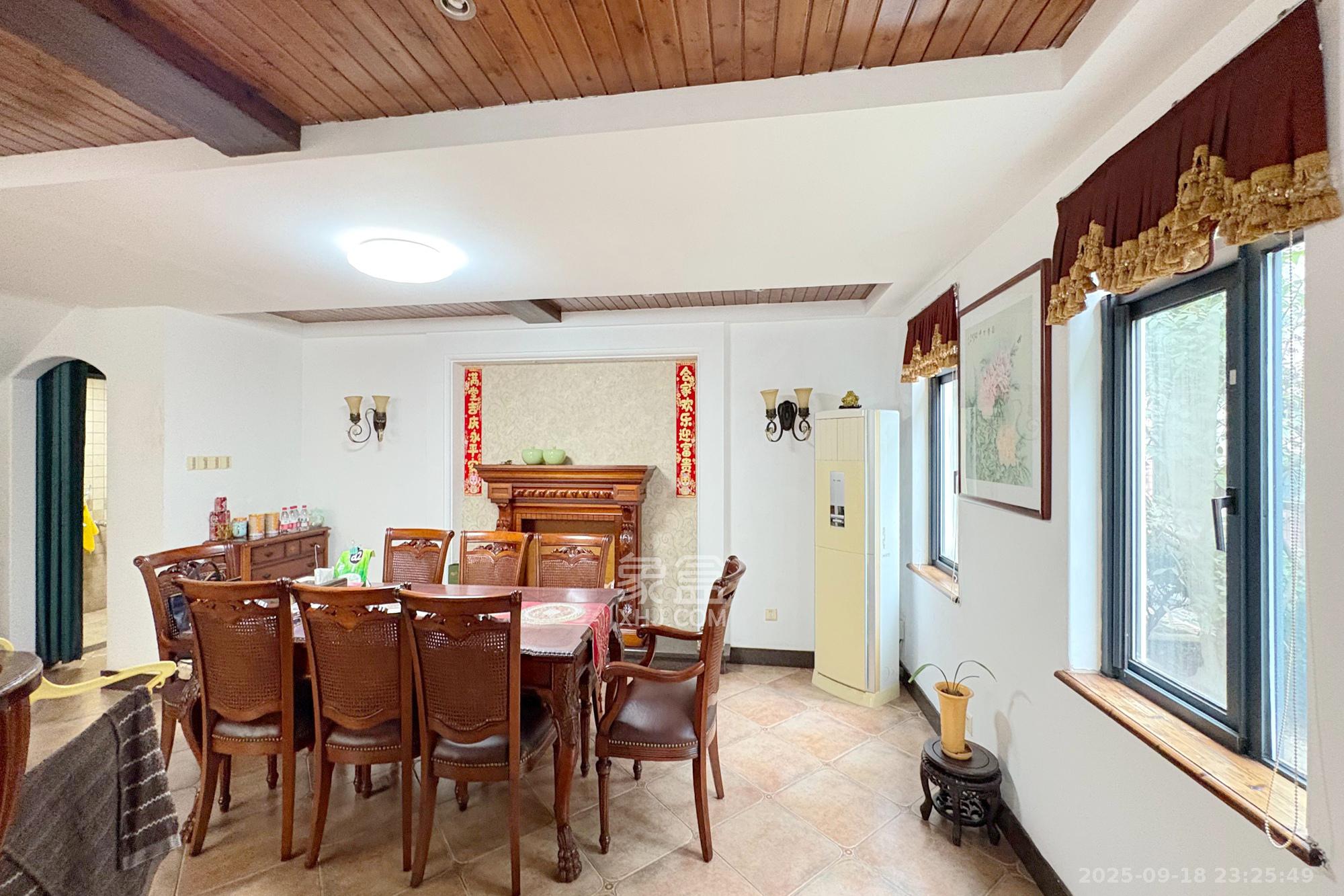 梦泽园 6室3厅4卫 1605.0万 梦泽园 6室3厅4卫 1605.0万其他