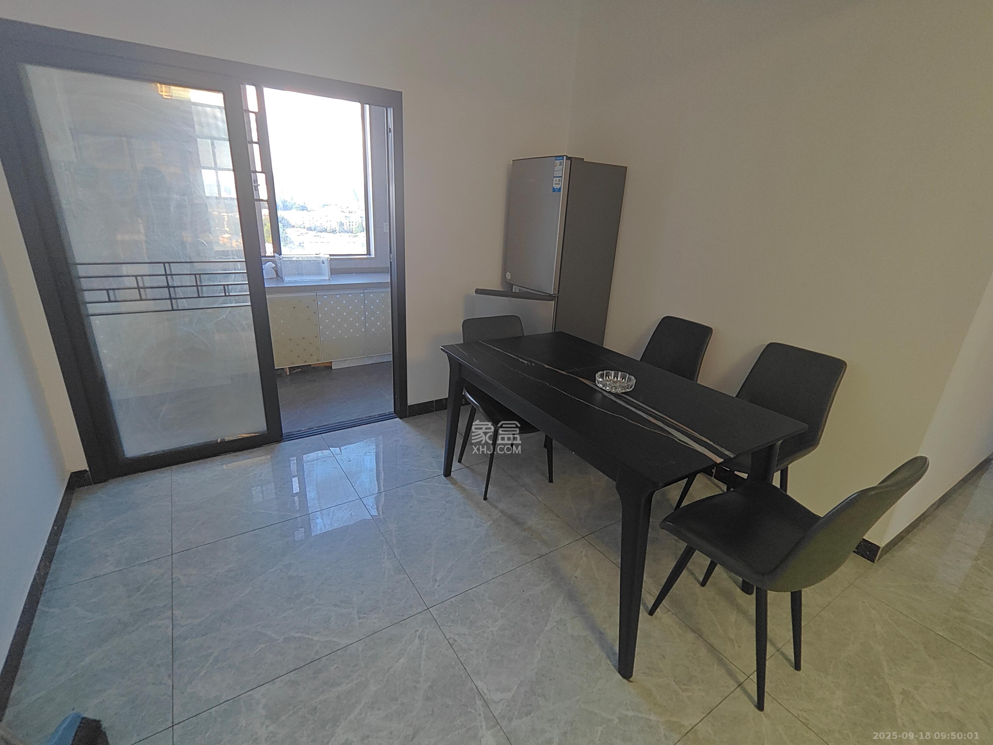 中一九骏(枫桥苑) 4室1厅2卫 4000.0元/月 中一九骏(枫桥苑) 4室1厅2卫 4000.0元/月室内图