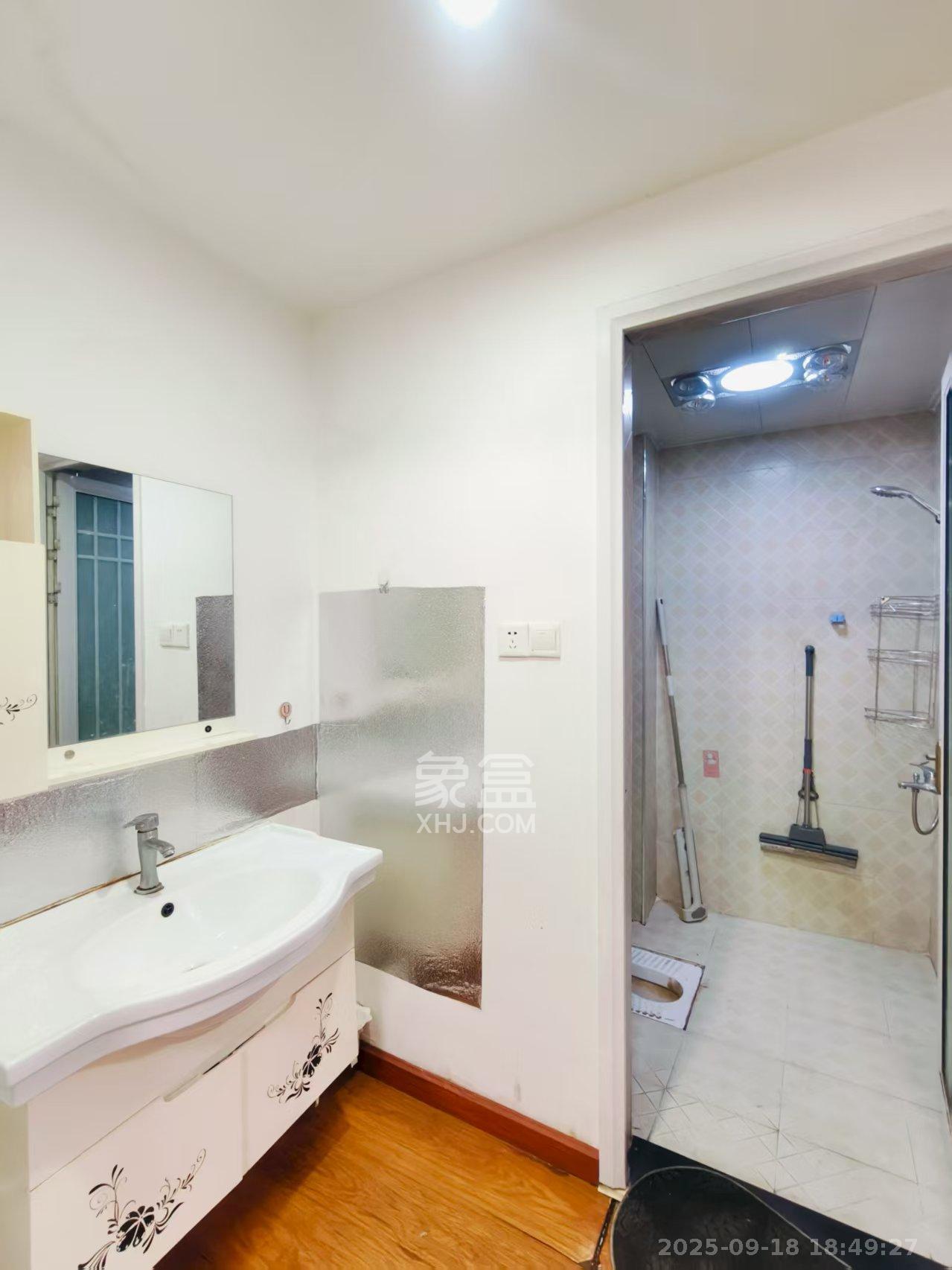 光明城市（星辰青年城）  2室2厅1卫    1200.0元/月室内图