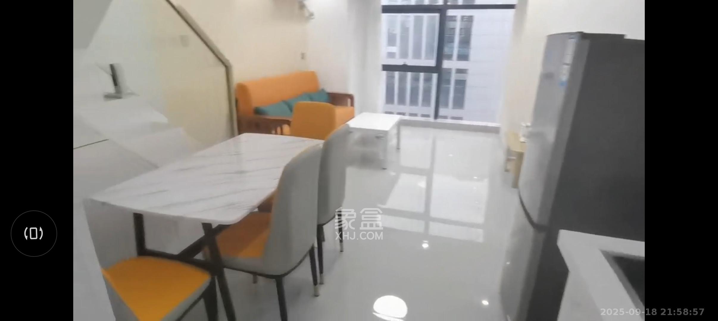 碧桂园印象 2室1厅1卫 2500.0元/月 碧桂园印象 2室1厅1卫 2500.0元/月室内图