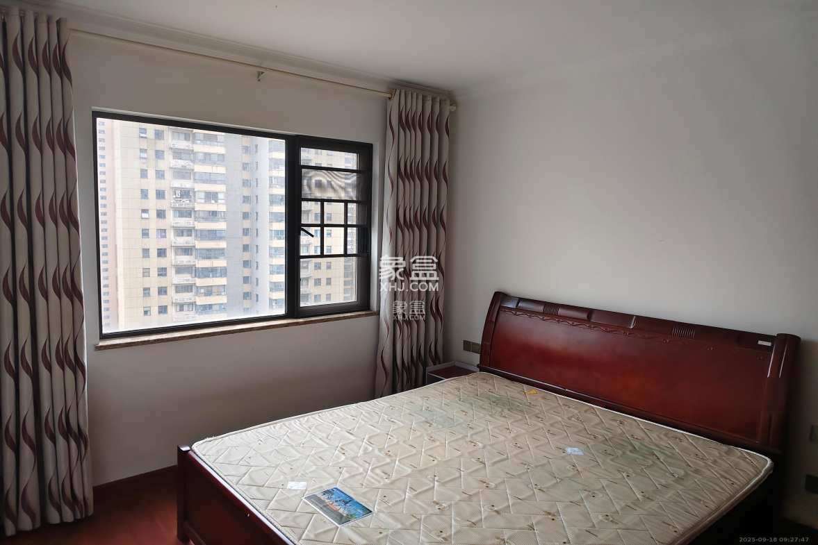 好莱城(弘德西街)  2室1厅1卫    2250.0元/月 好莱城(弘德西街)  2室1厅1卫    2250.0元/月室内图