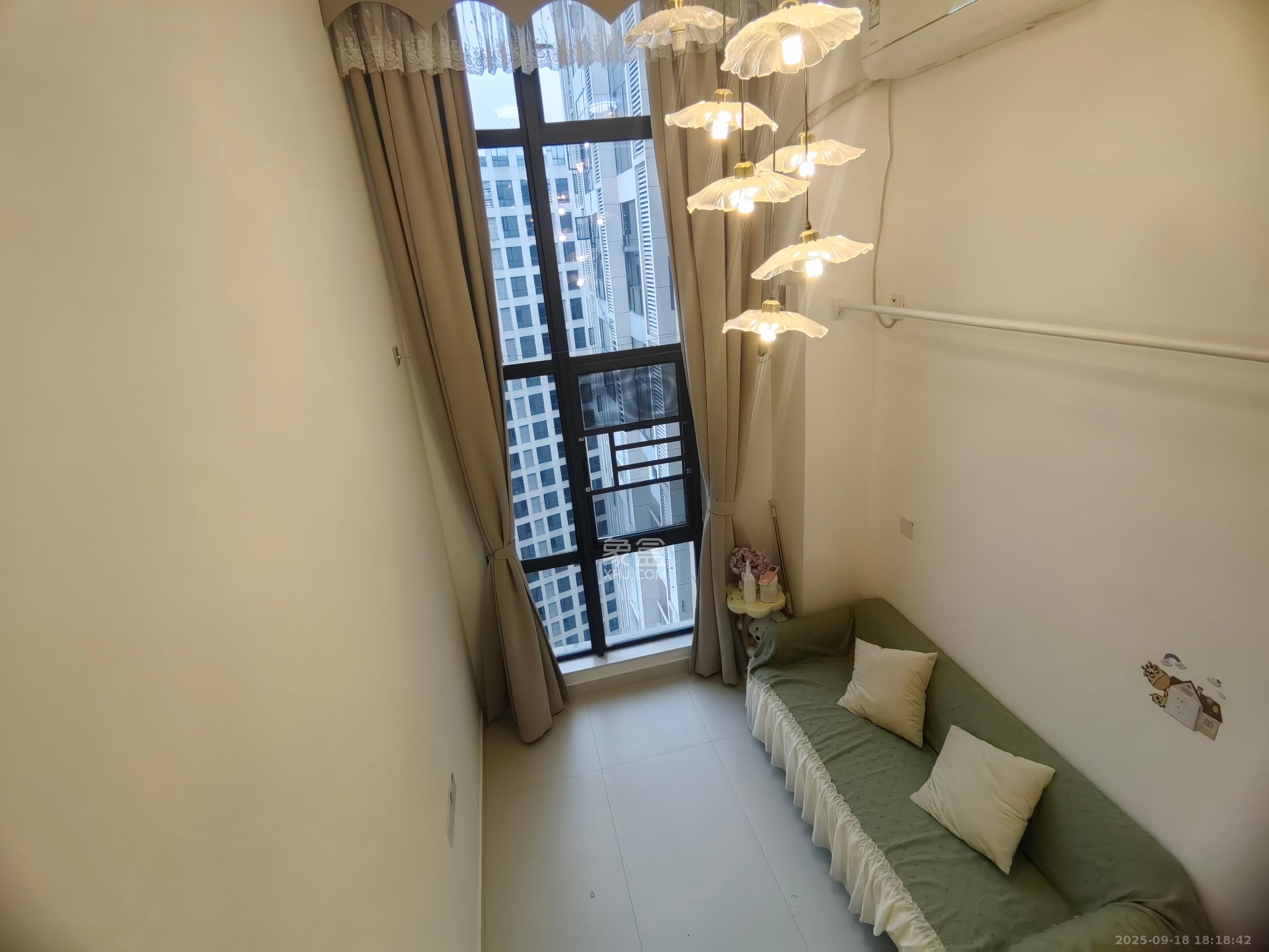 新长海尚都国际(海坤美寓) 1室1厅1卫 1600.0元/月 新长海尚都国际(海坤美寓) 1室1厅1卫 1600.0元/月室内图