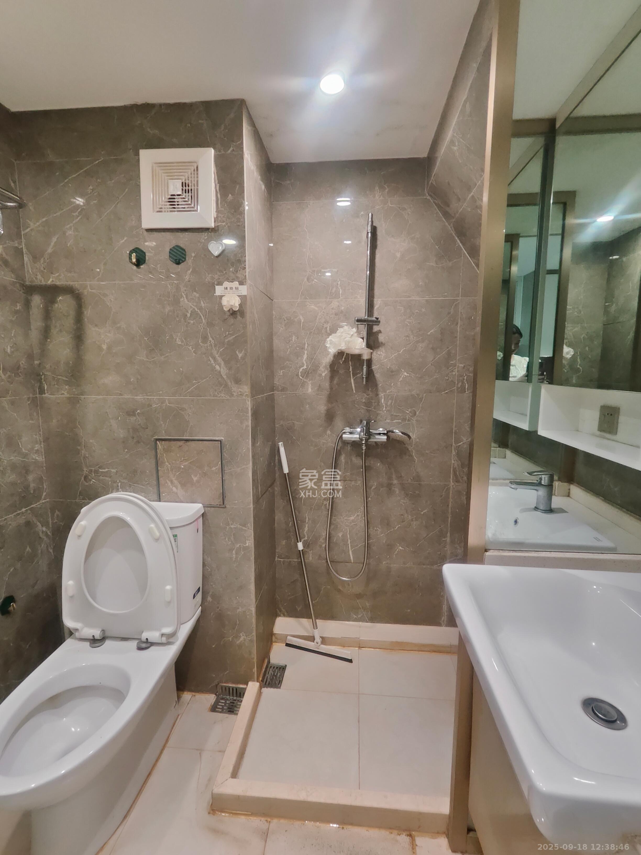 华远海蓝郡 1室0厅0卫 1400.0元/月 华远海蓝郡 1室0厅0卫 1400.0元/月室内图