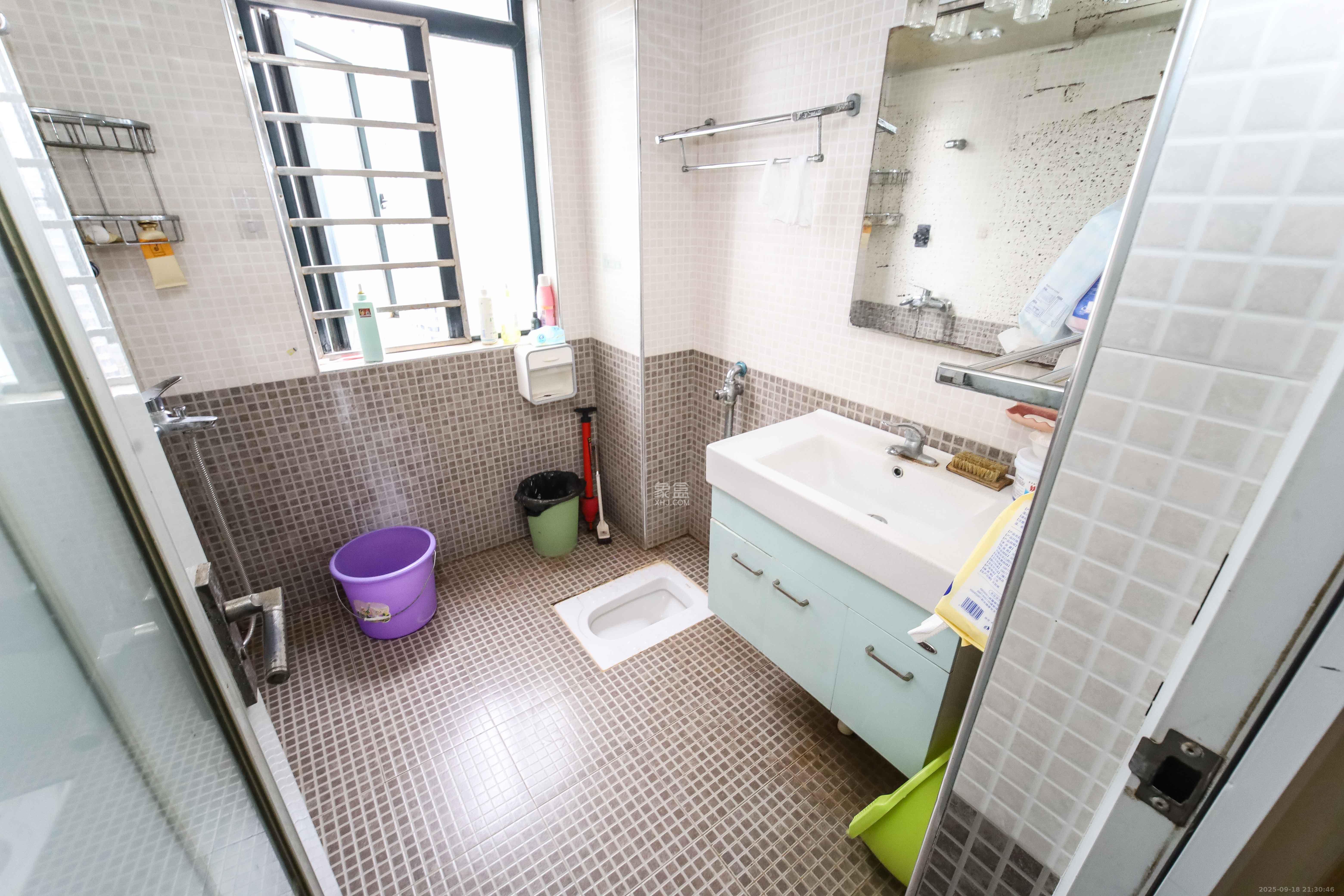 先锋东外滩  2室2厅1卫    69.8万卫生间