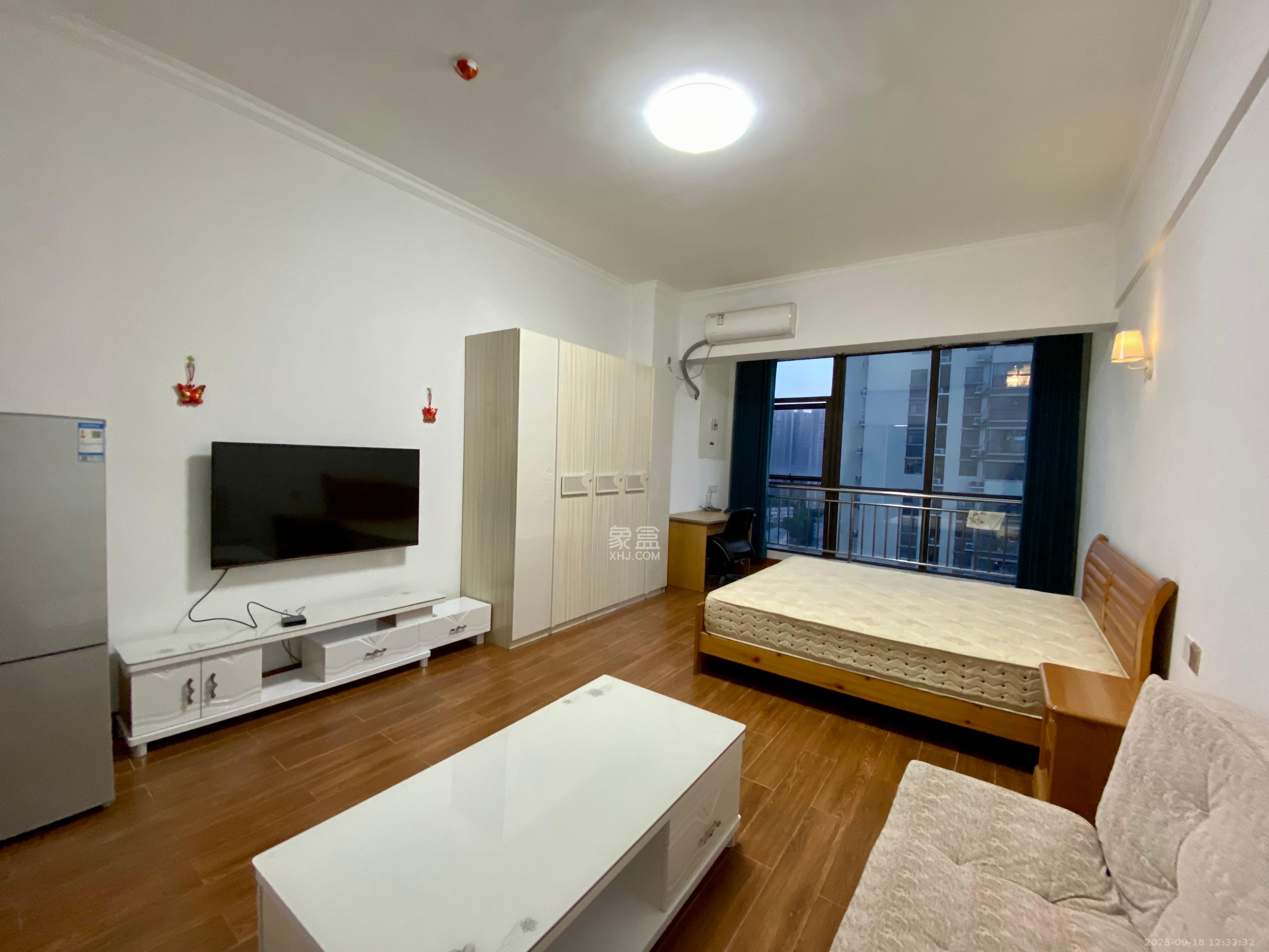 乐尚城 1室1厅1卫 1400.0元/月 乐尚城 1室1厅1卫 1400.0元/月室内图