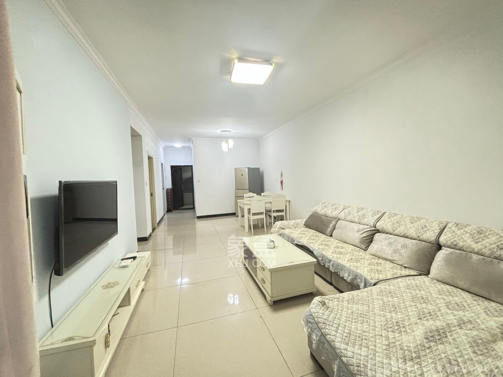 中南红领邦(红星嘉和苑) 2室1厅1卫 2000.0元/月 中南红领邦(红星嘉和苑) 2室1厅1卫 2000.0元/月室内图