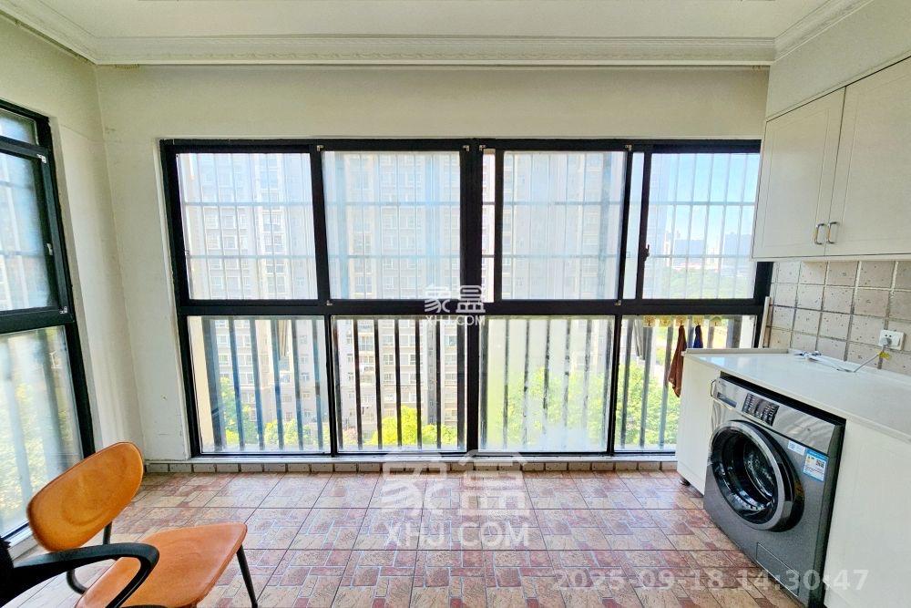 三江花中城 3室2厅1卫 3000.0元/月 三江花中城 3室2厅1卫 3000.0元/月室内图