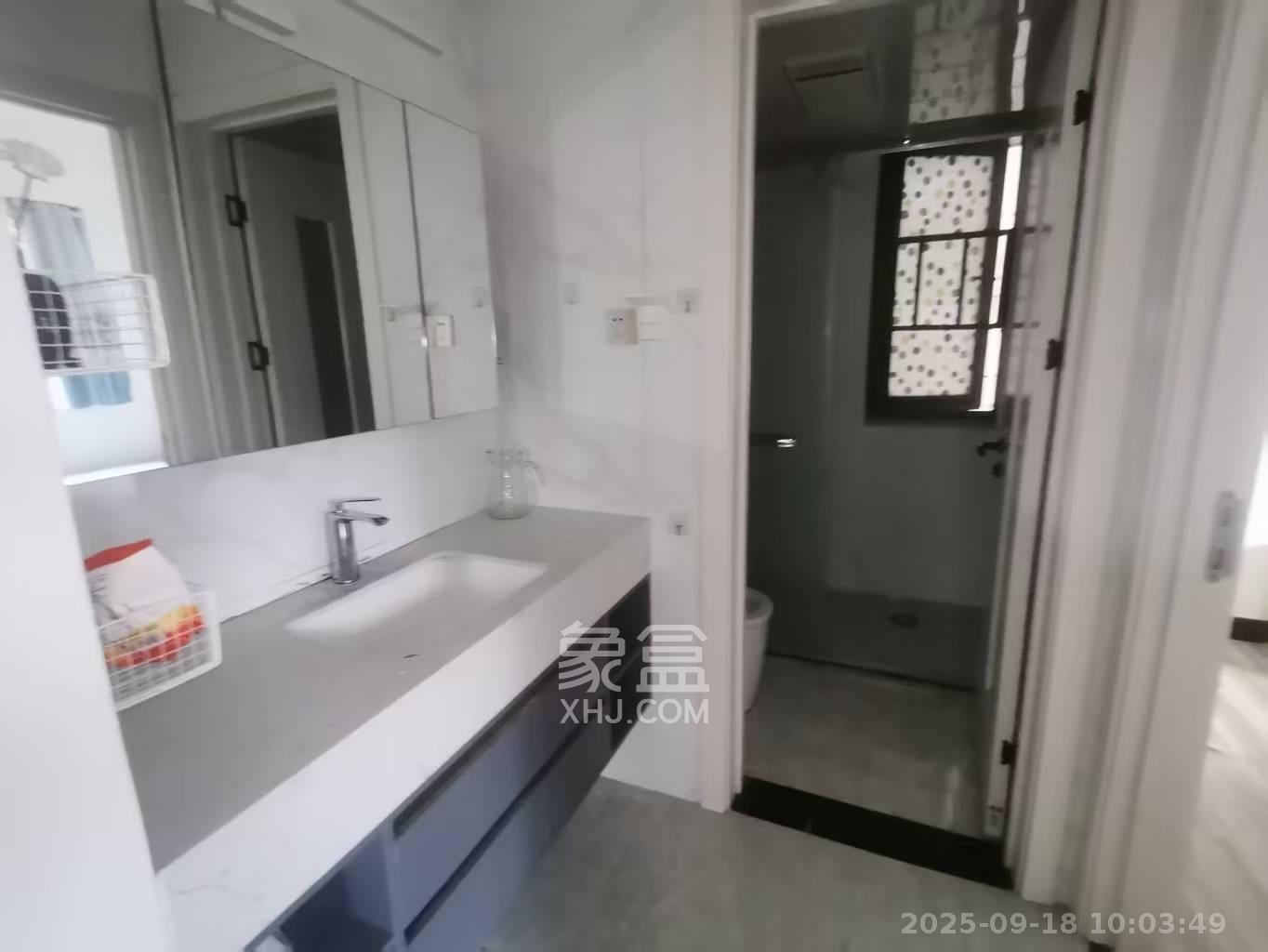 保利大都汇一期、二期  3室2厅1卫    2800.0元/月 保利大都汇一期、二期  3室2厅1卫    2800.0元/月