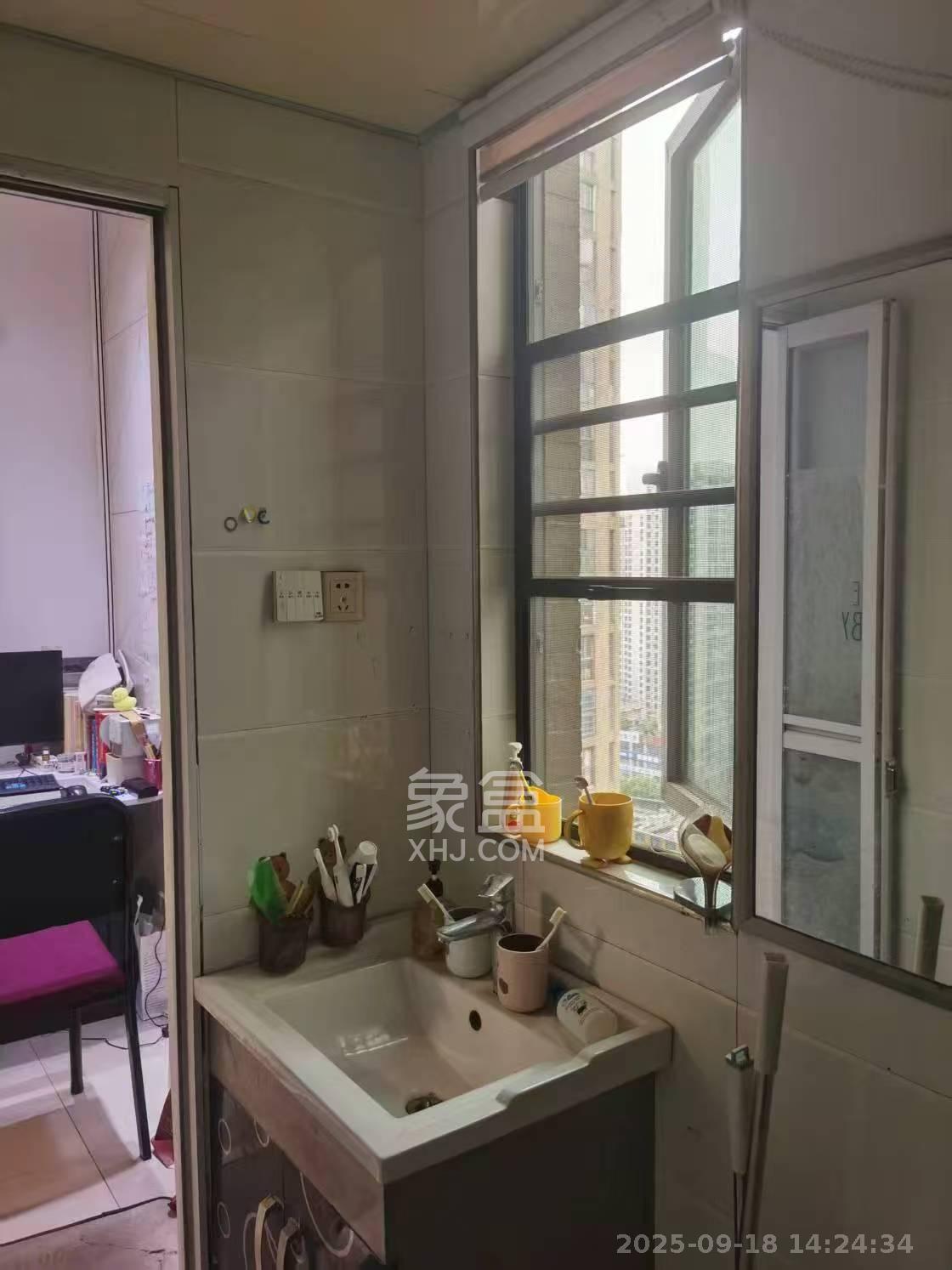 万博汇  2室1厅1卫    2000.0元/月室内图