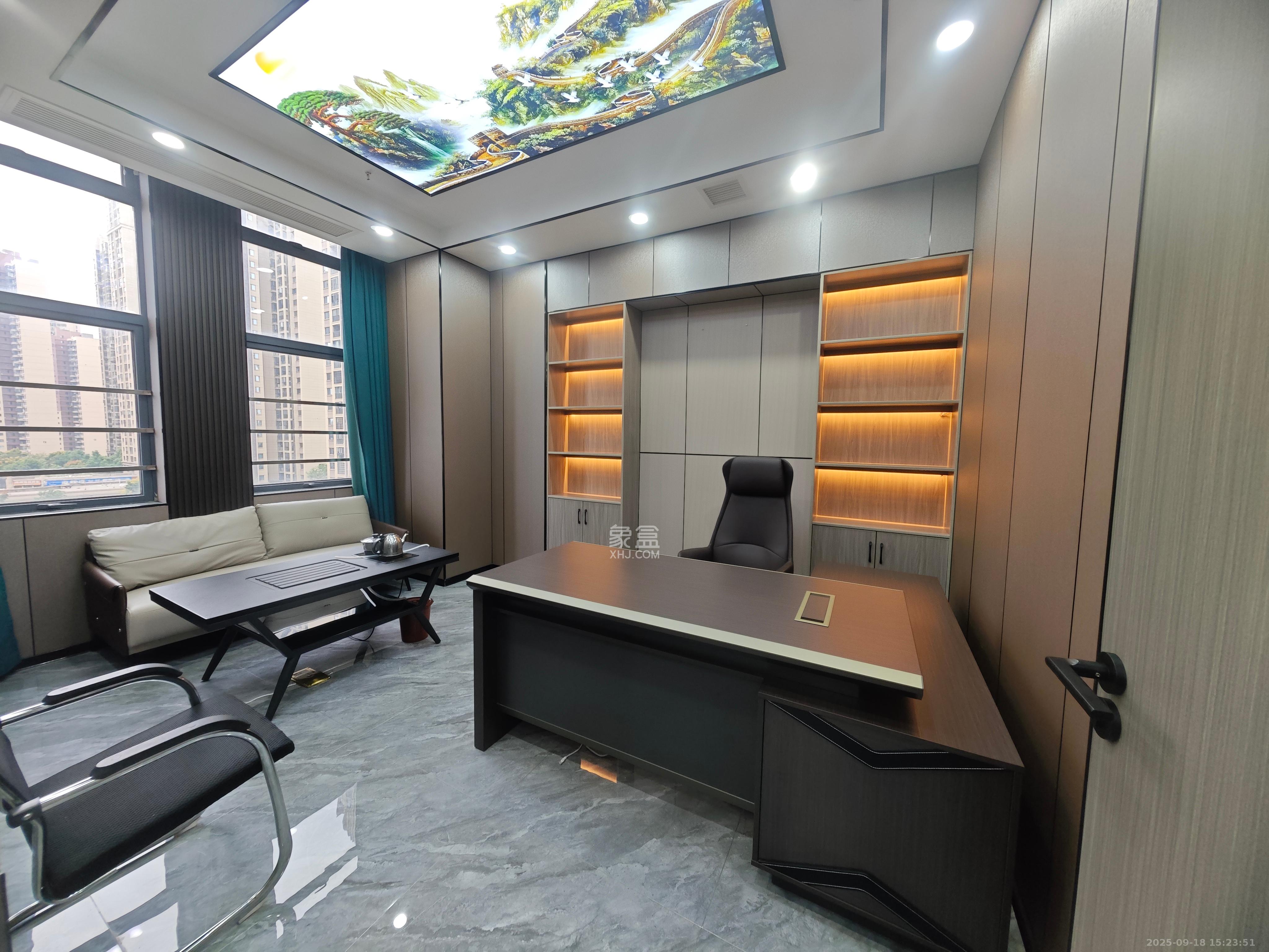 华润置地广场二期  3室1厅0卫    4800.0元/月室内图