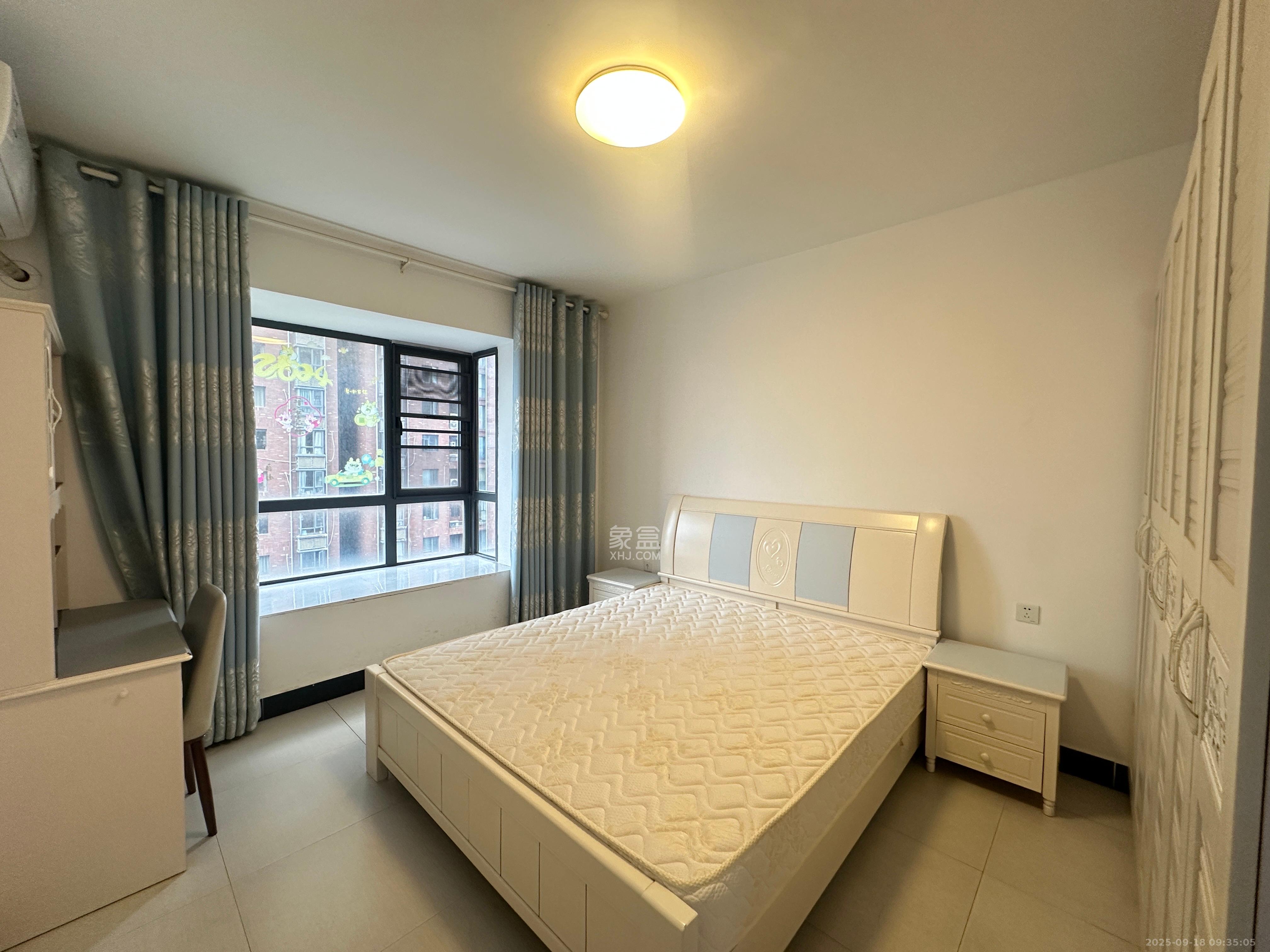 半山壹号 3室2厅2卫 3000.0元/月 半山壹号 3室2厅2卫 3000.0元/月室内图