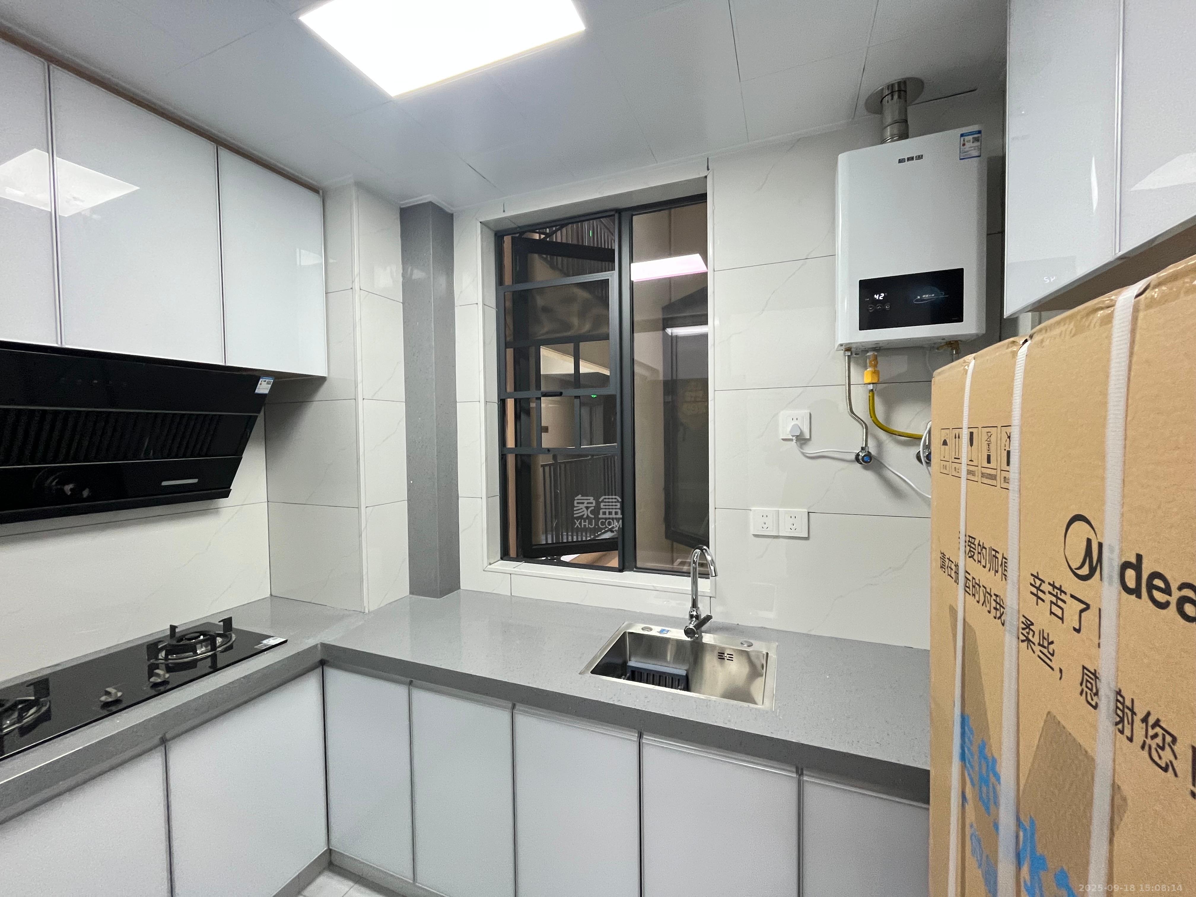 润和星河玥  2室1厅1卫    2100.0元/月室内图