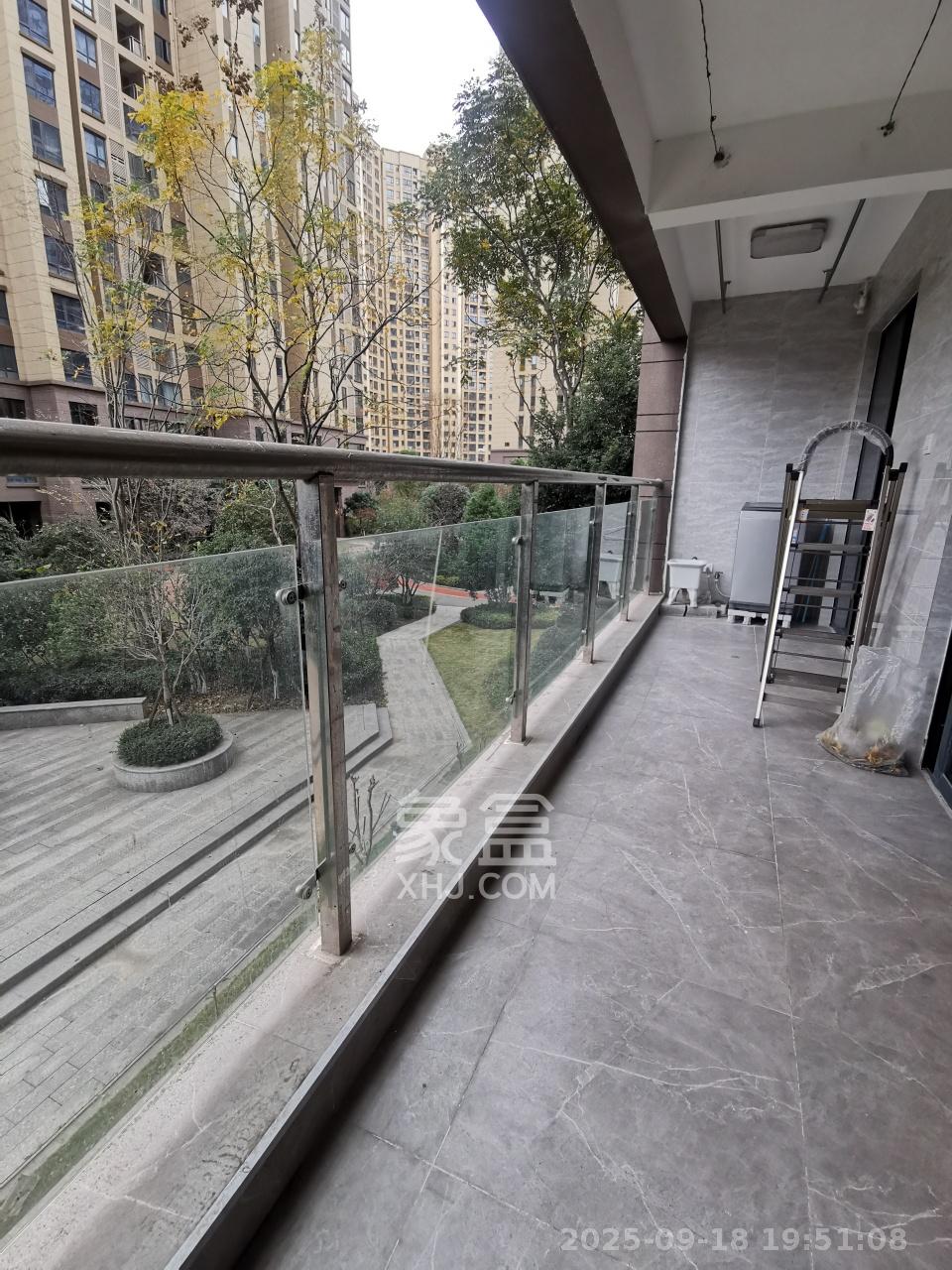 湘熙水郡（观澜海赋家园）  4室2厅2卫    3300.0元/月室内图