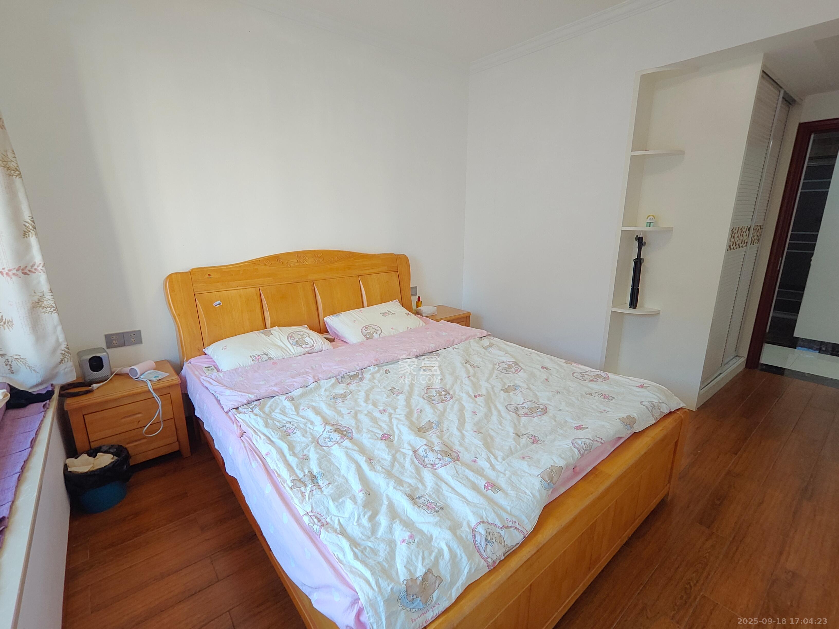 勤诚达新界 3室2厅1卫 2000.0元/月 勤诚达新界 3室2厅1卫 2000.0元/月室内图