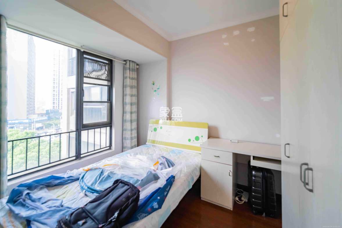 万科金域华府三四期 3室2厅1卫 2000.0元/月 万科金域华府三四期 3室2厅1卫 2000.0元/月室内图